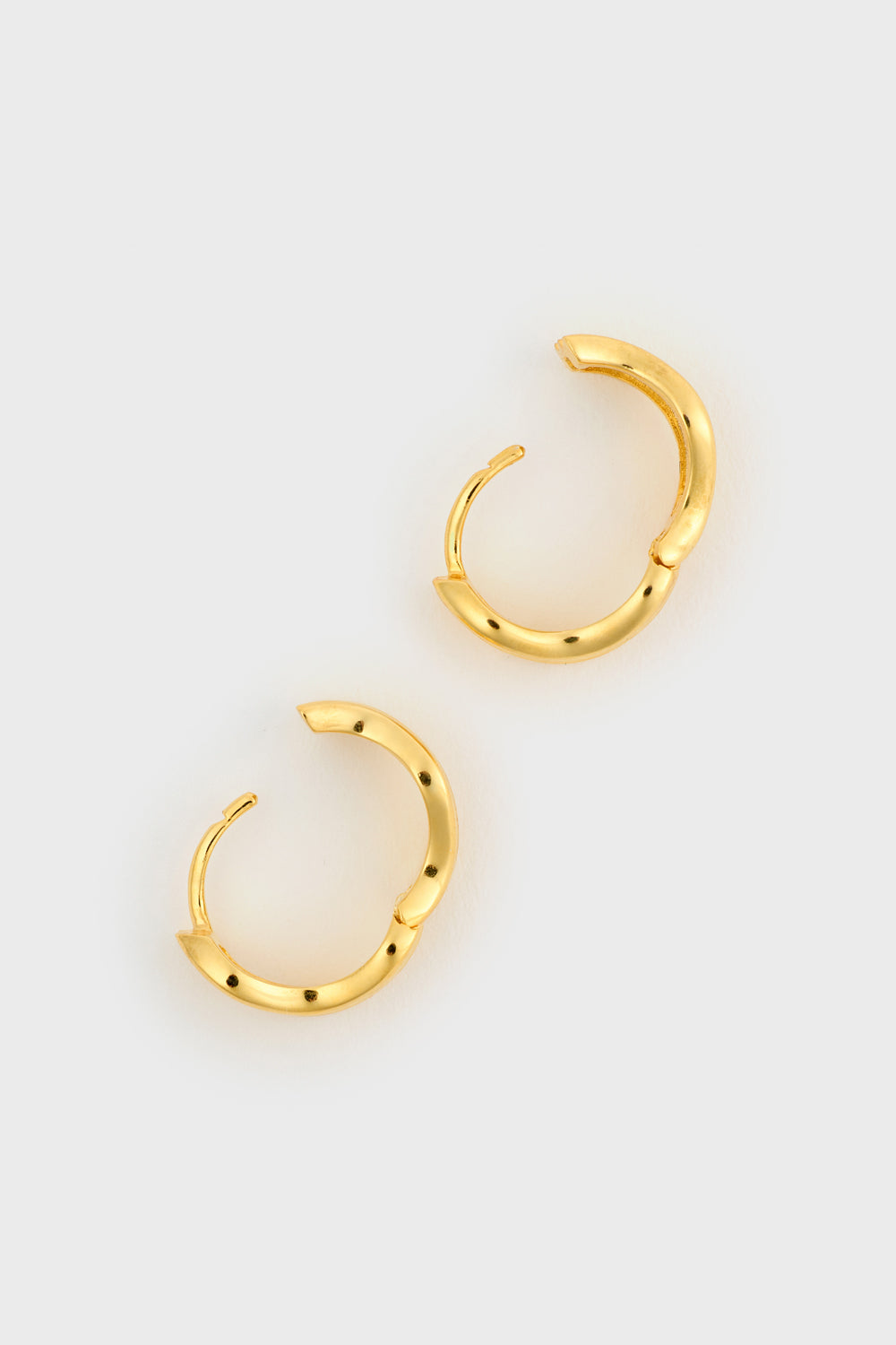 Gold triple wave earrings_3