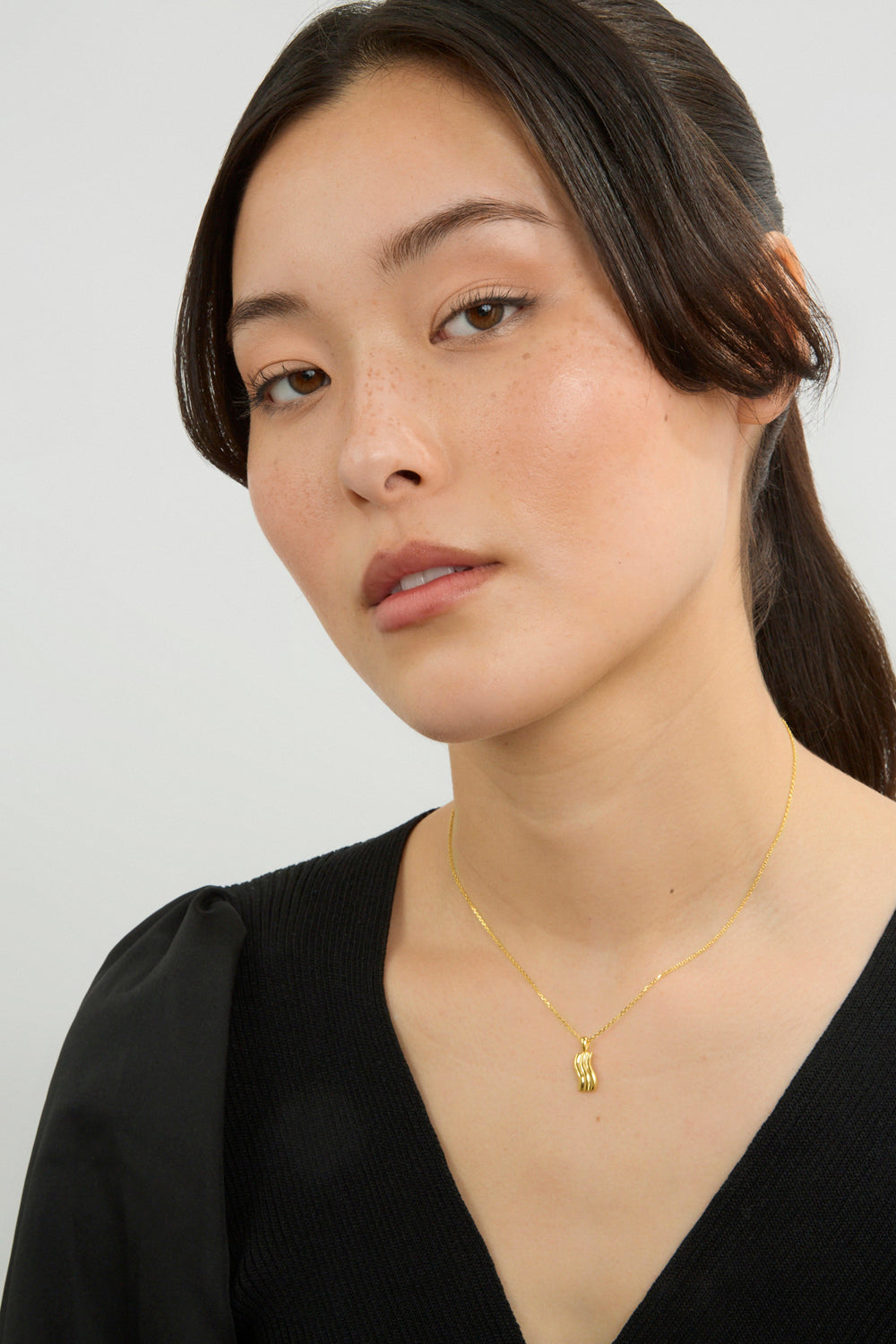 Gold triple wave necklace_2