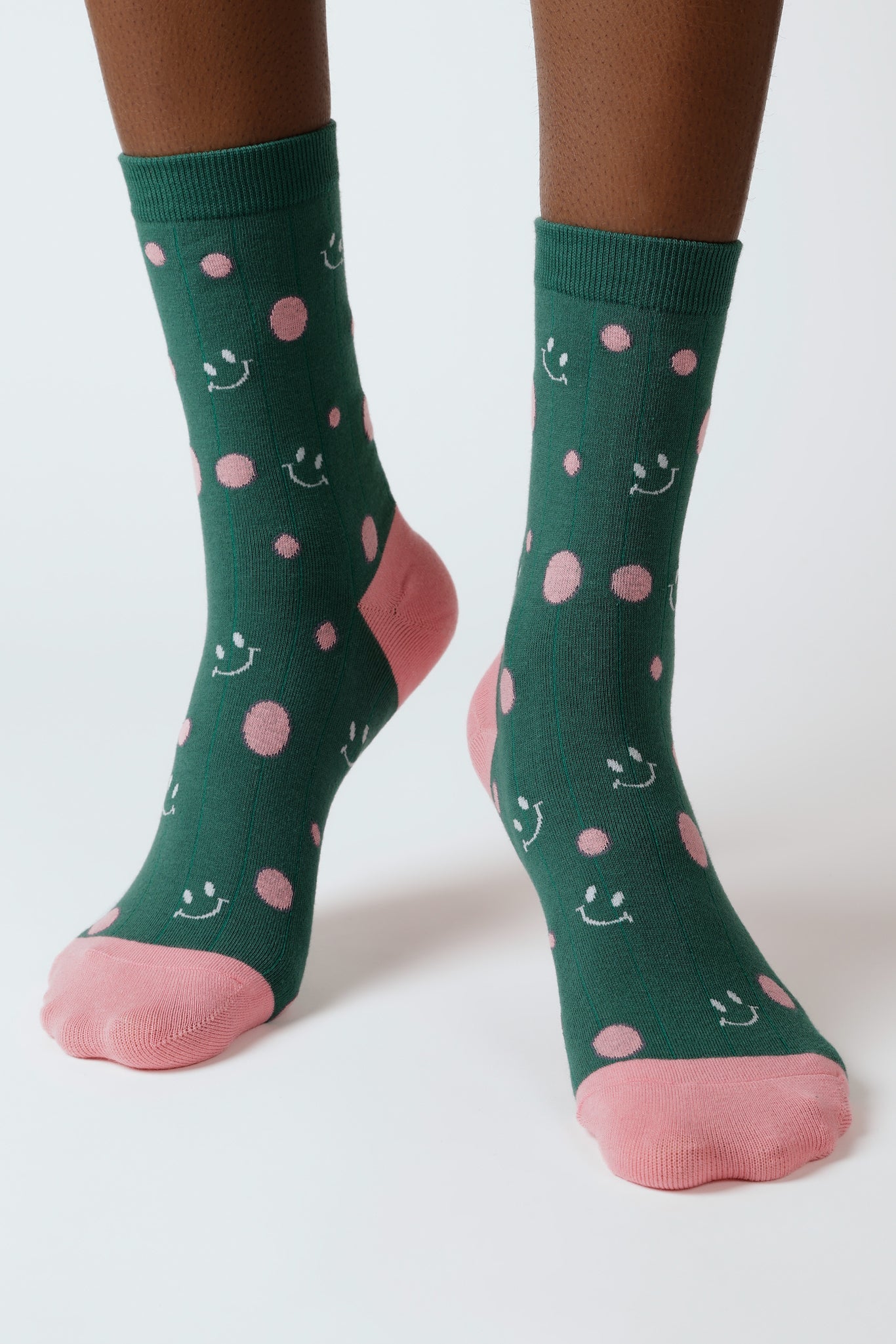 Green and pink polka dot smile socks_2