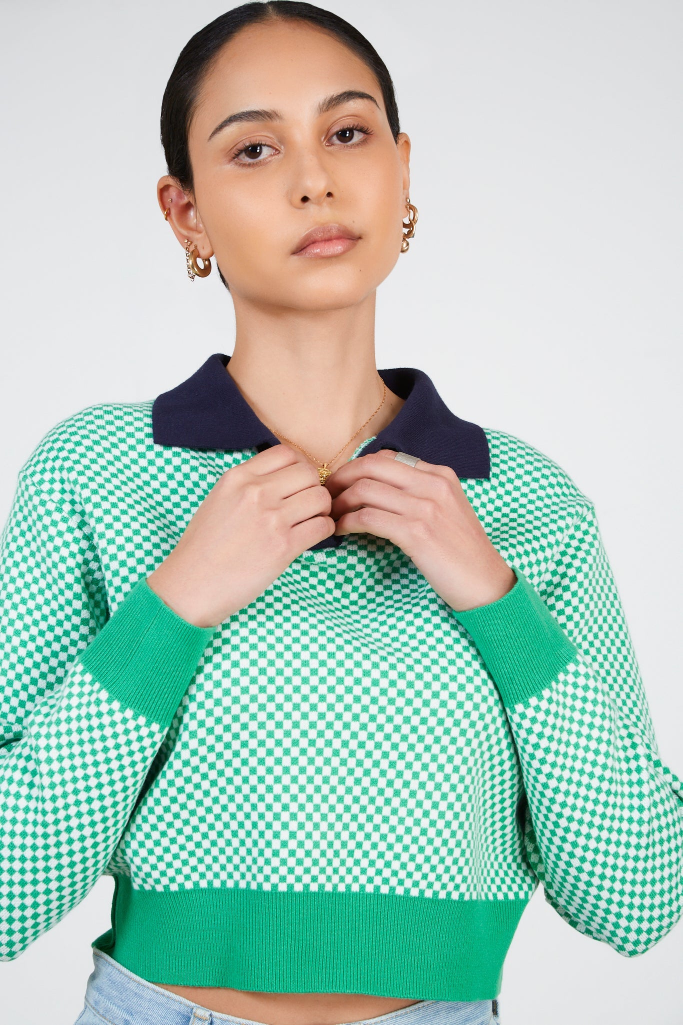 Green box check contrast collar jumper_1