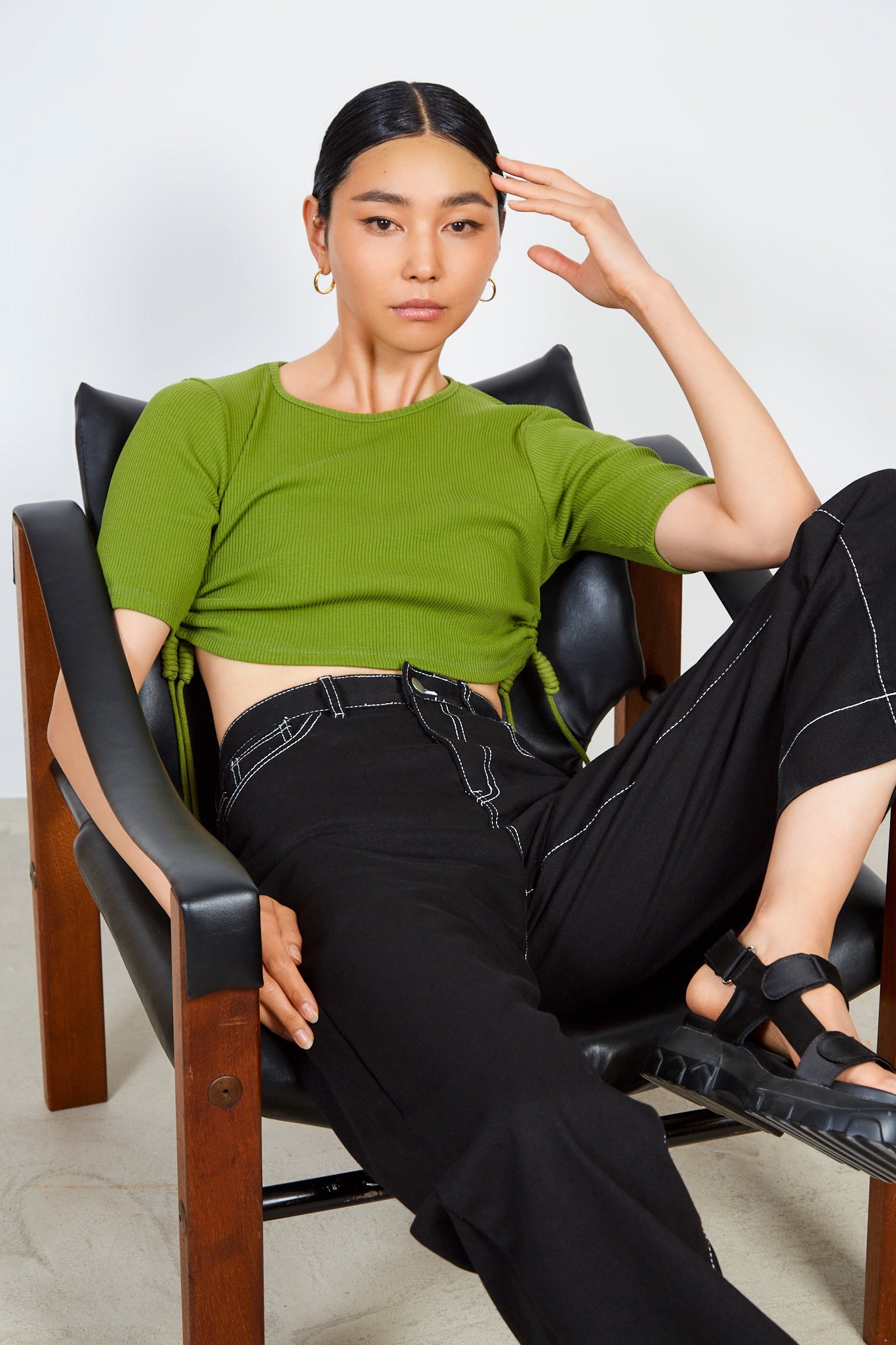 Green ribbed loop tie side tee_4