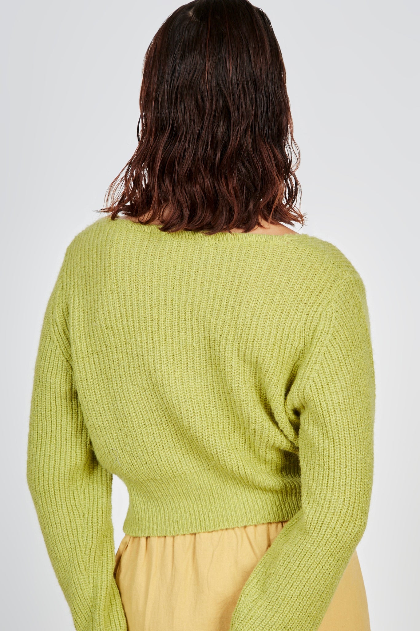 Green sweetheart neck cardigan_2