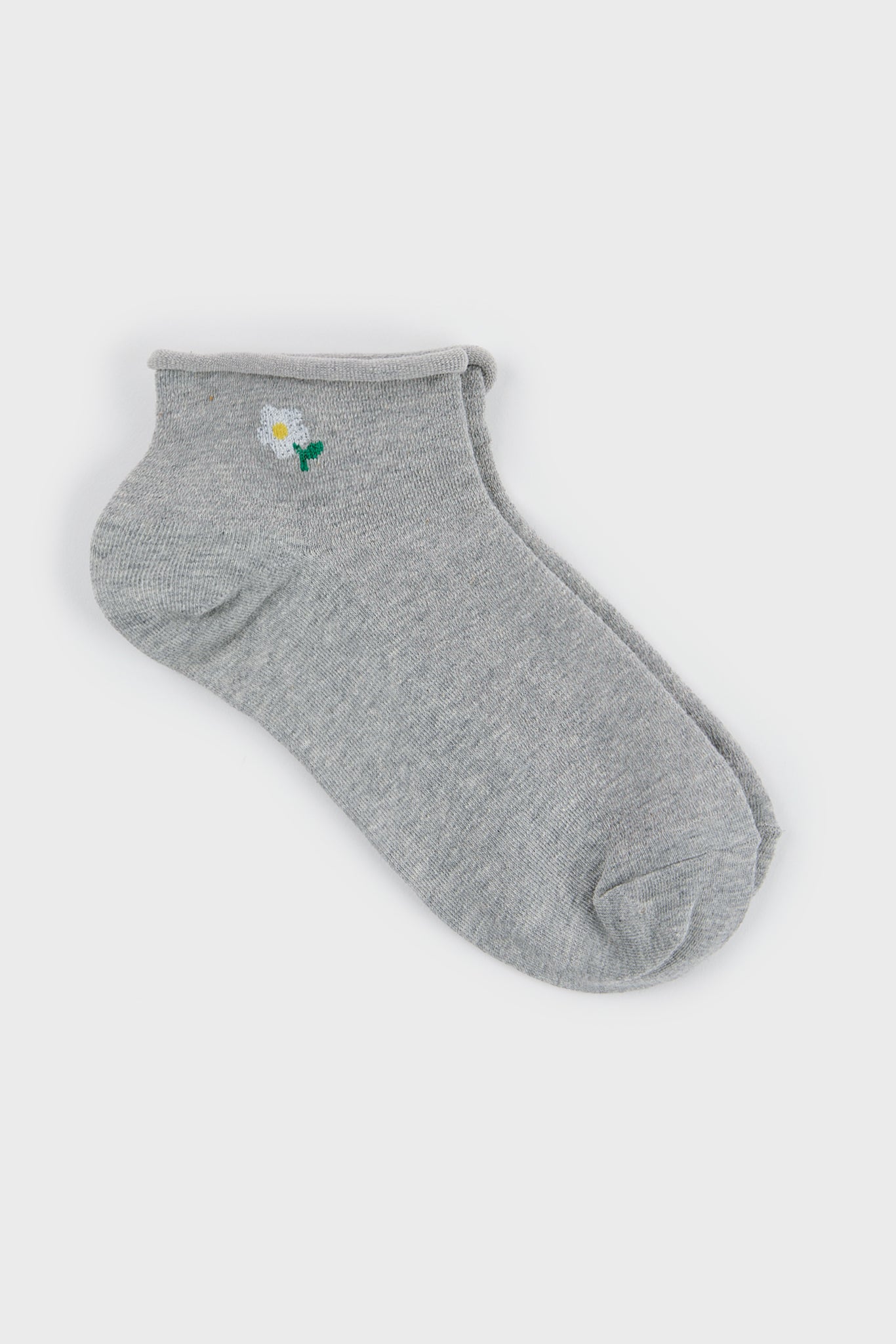 Grey and white metallic flower ankle socks_3