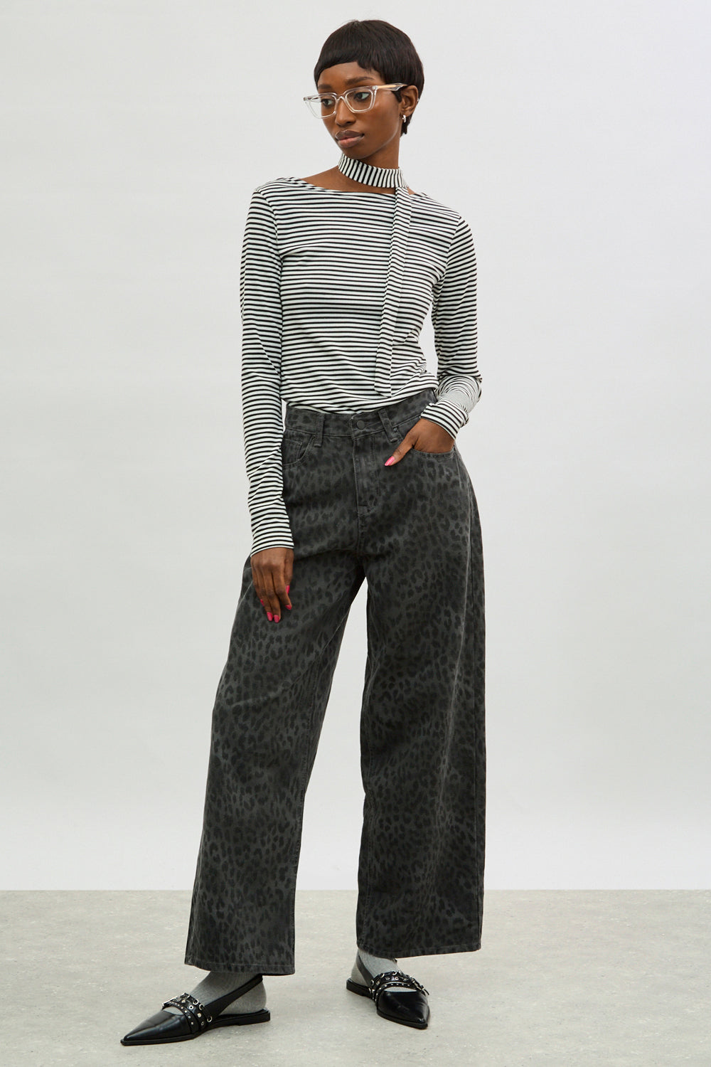 Grey leopard print jeans_3