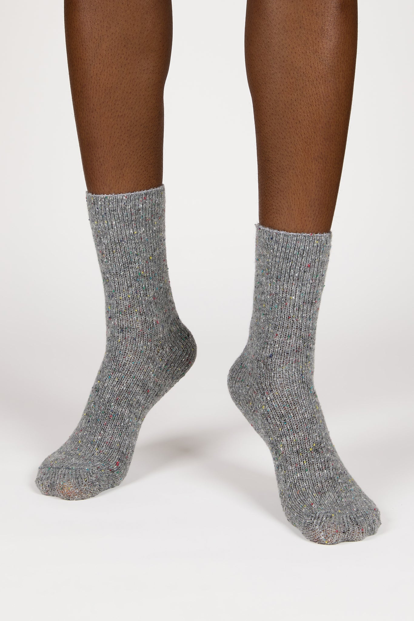 Grey smooth rainbow fleck wool blend socks_4