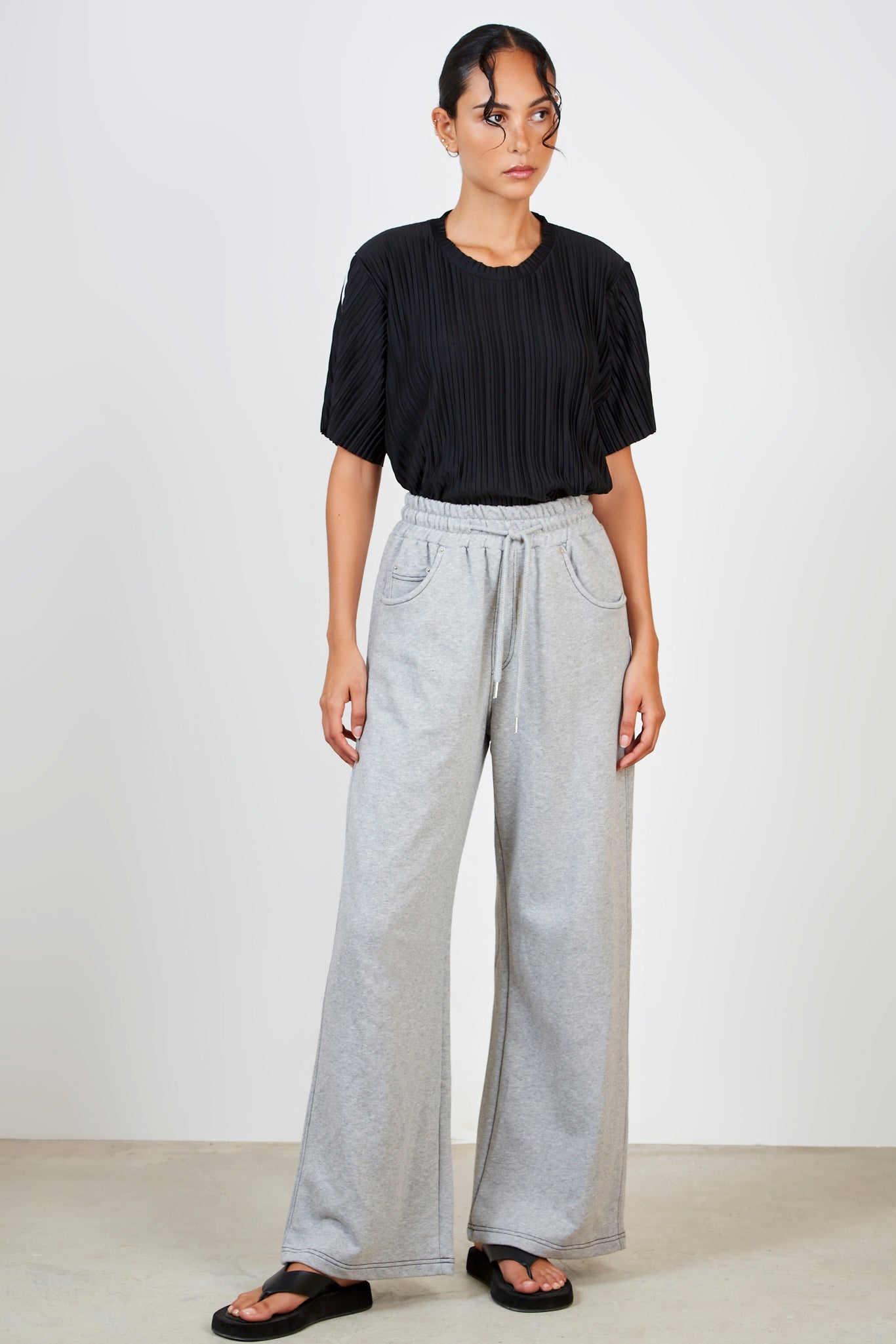 Grey contrast stitch wide leg sweat pants_3