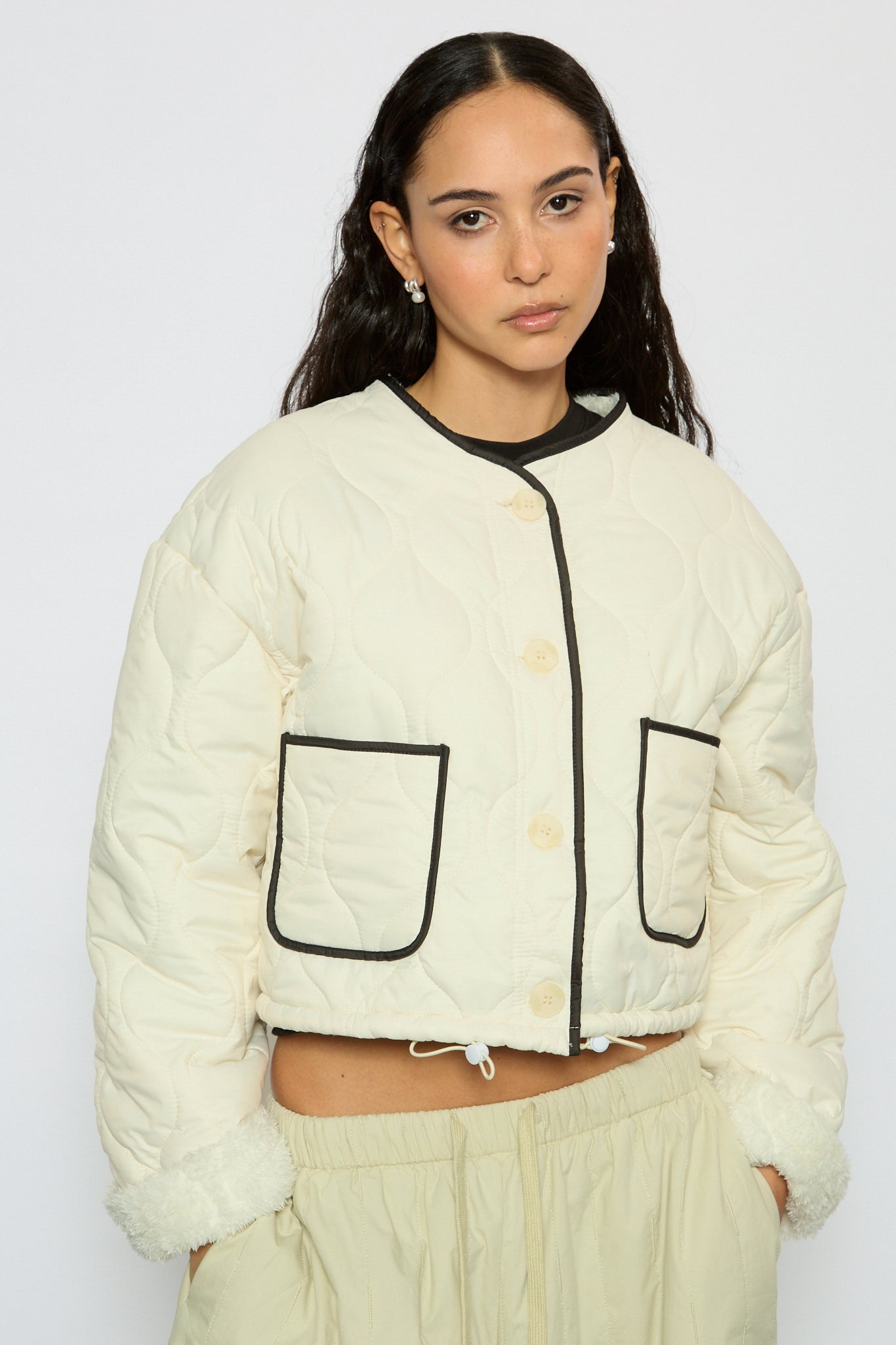 Ivory and black fuzzy lined circle quilted jacket_2