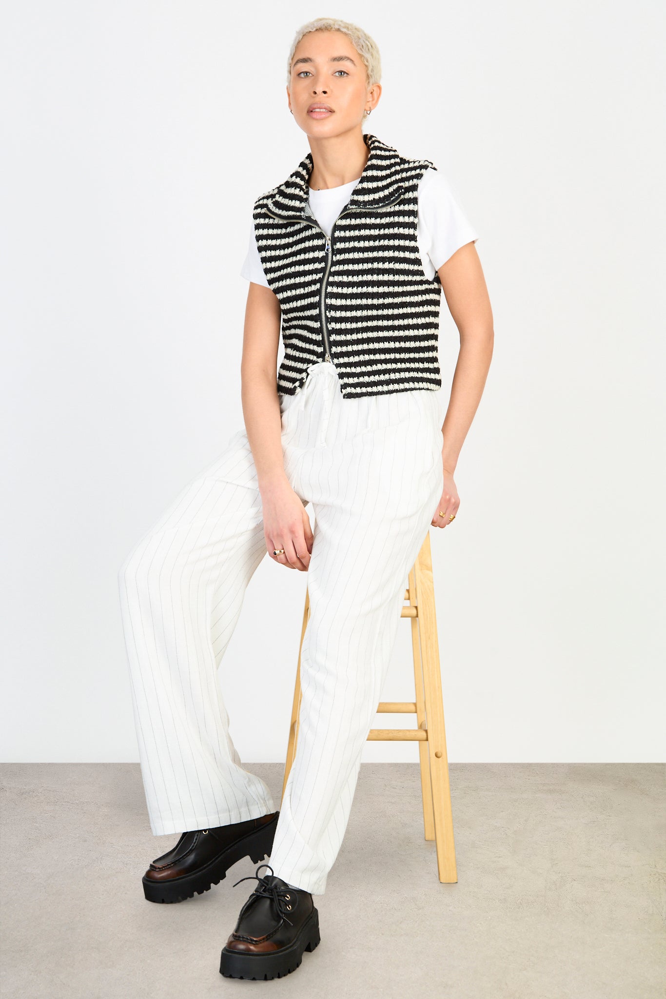 Ivory and black striped tie waist trousers_5