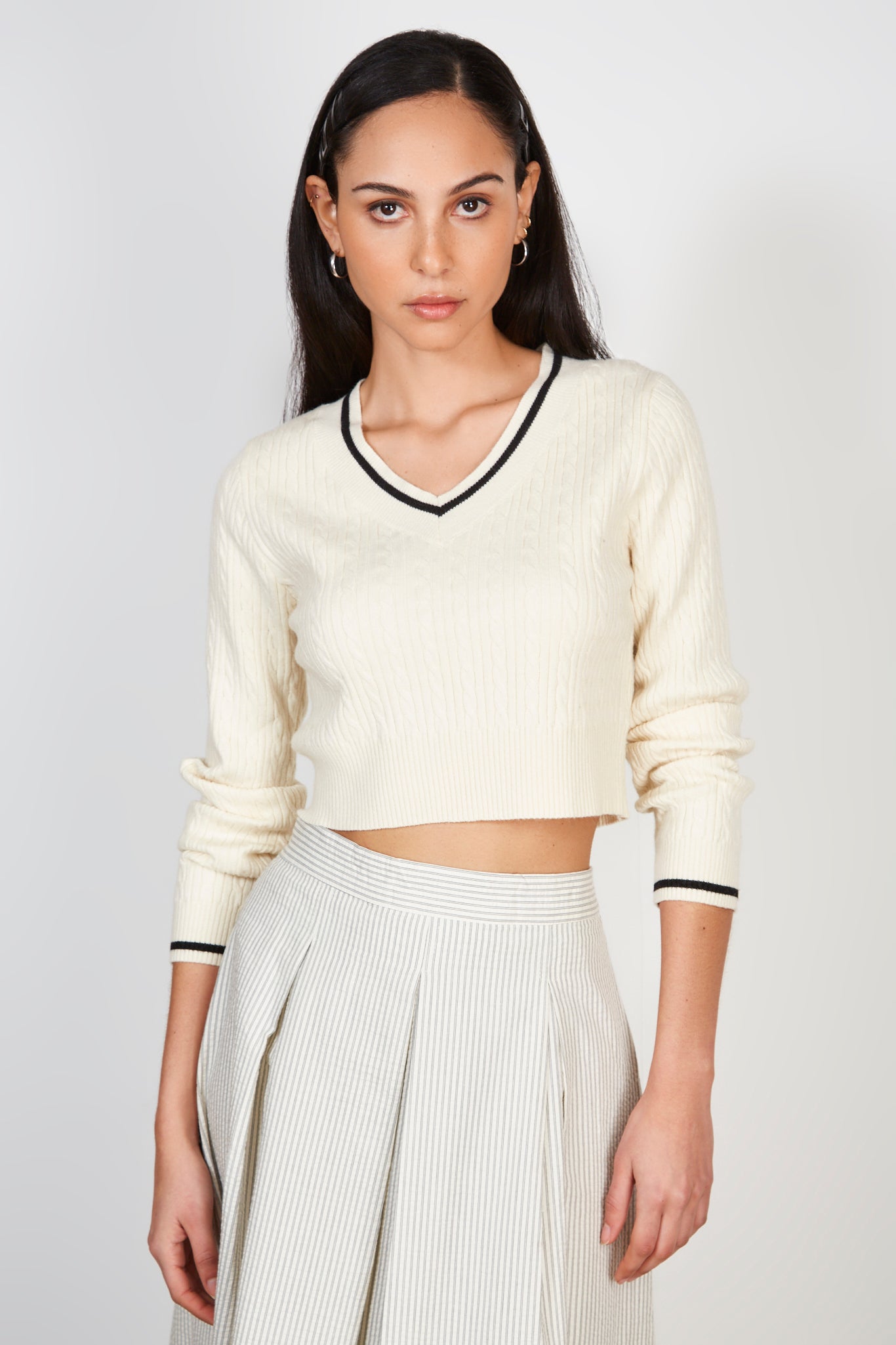 Ivory and black varsity trim cableknit v neck jumper_2