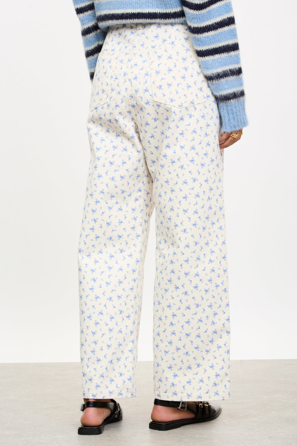 Ivory and blue ditsy floral print jeans_2