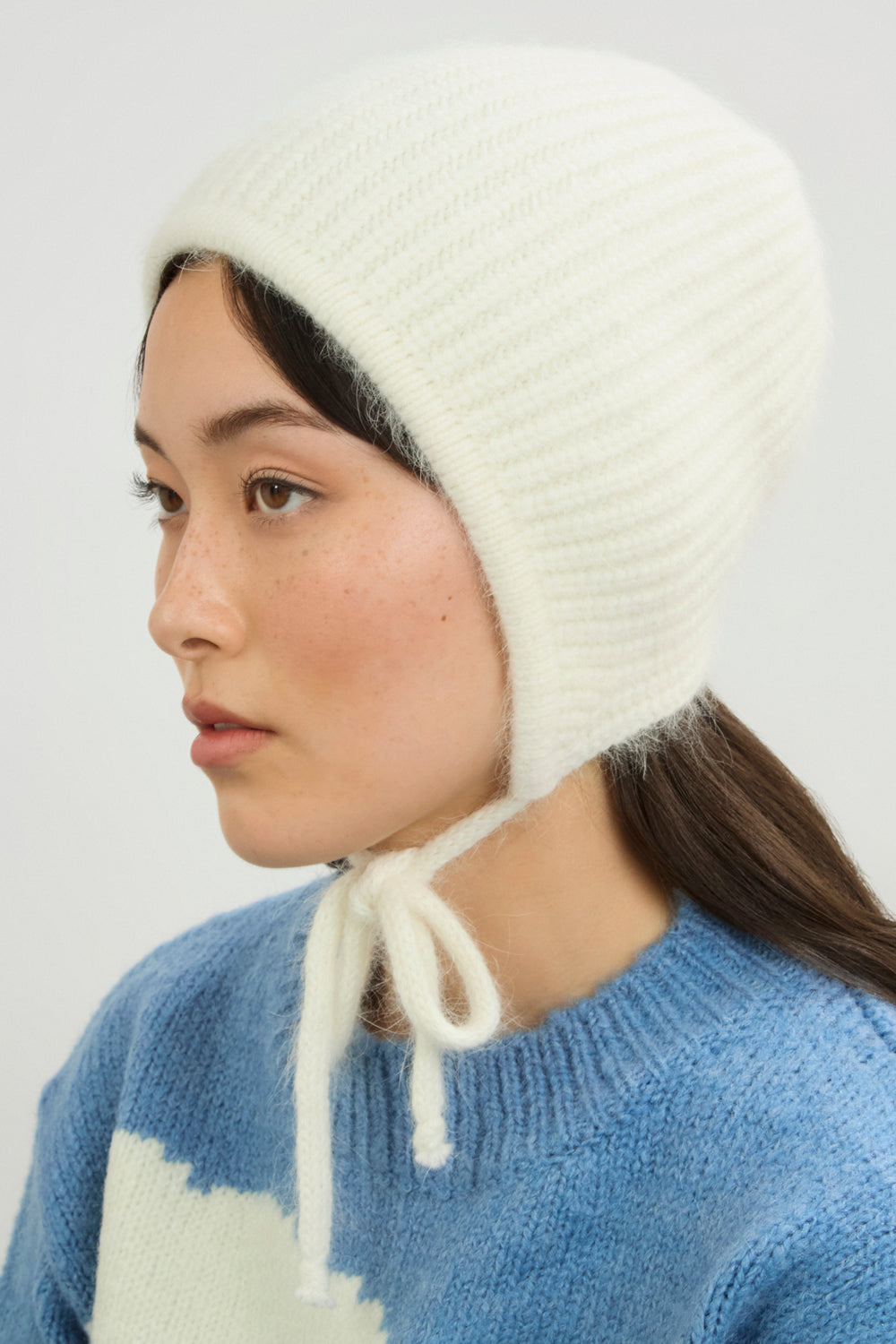 Ivory angora ribbed bonnet_2