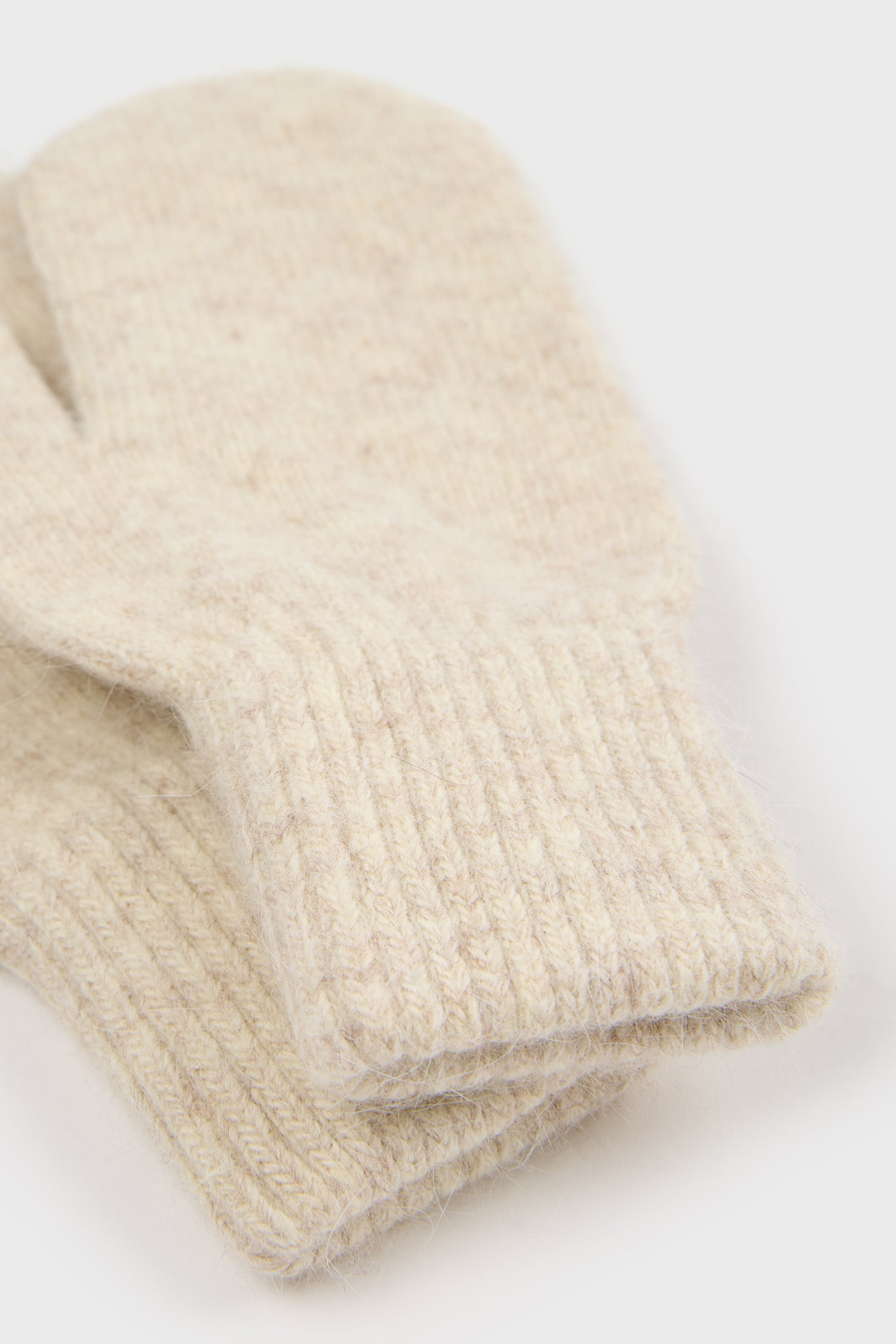 Ivory angora wool blend mittens_4