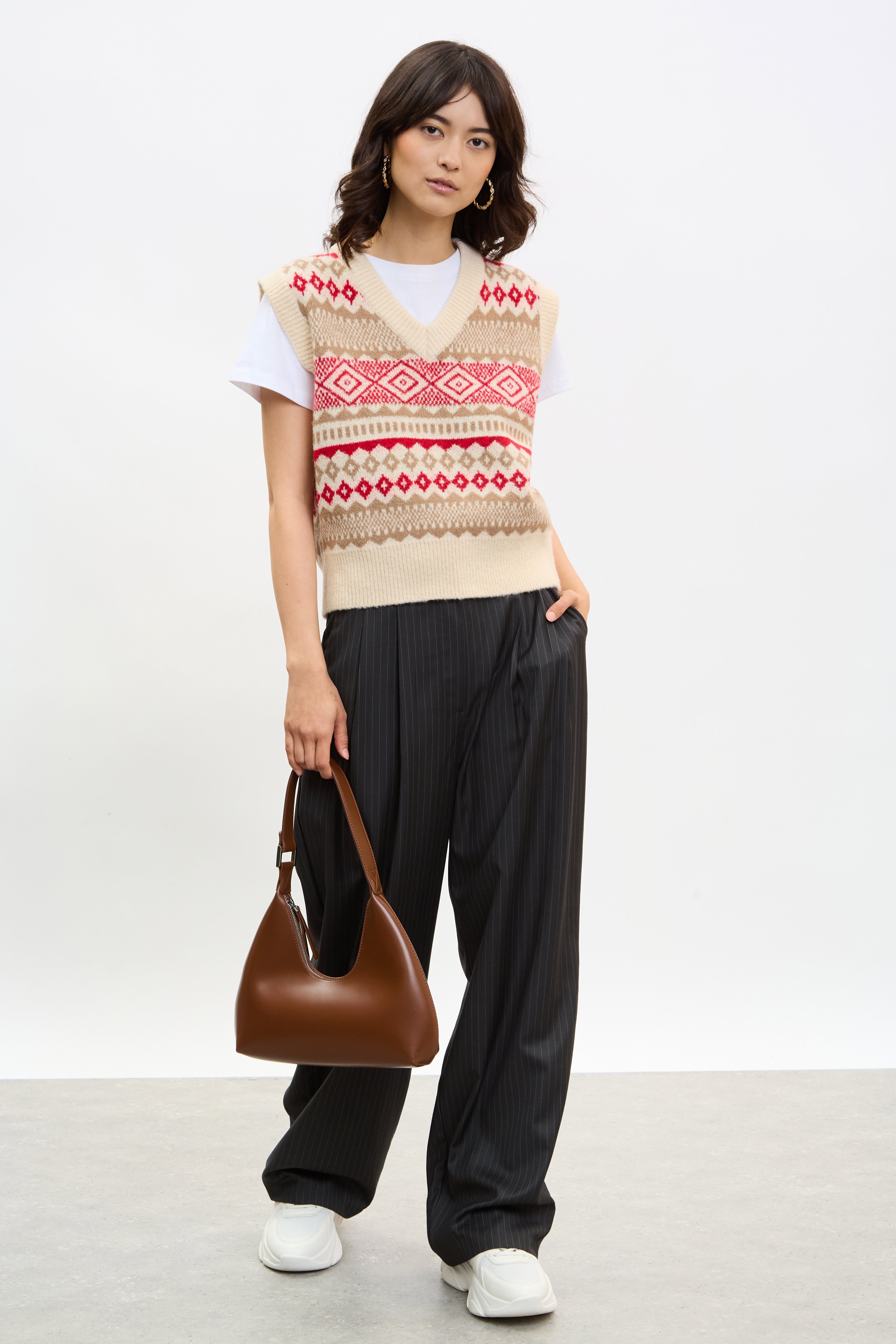 Ivory beige and red Fair Isle vest_4