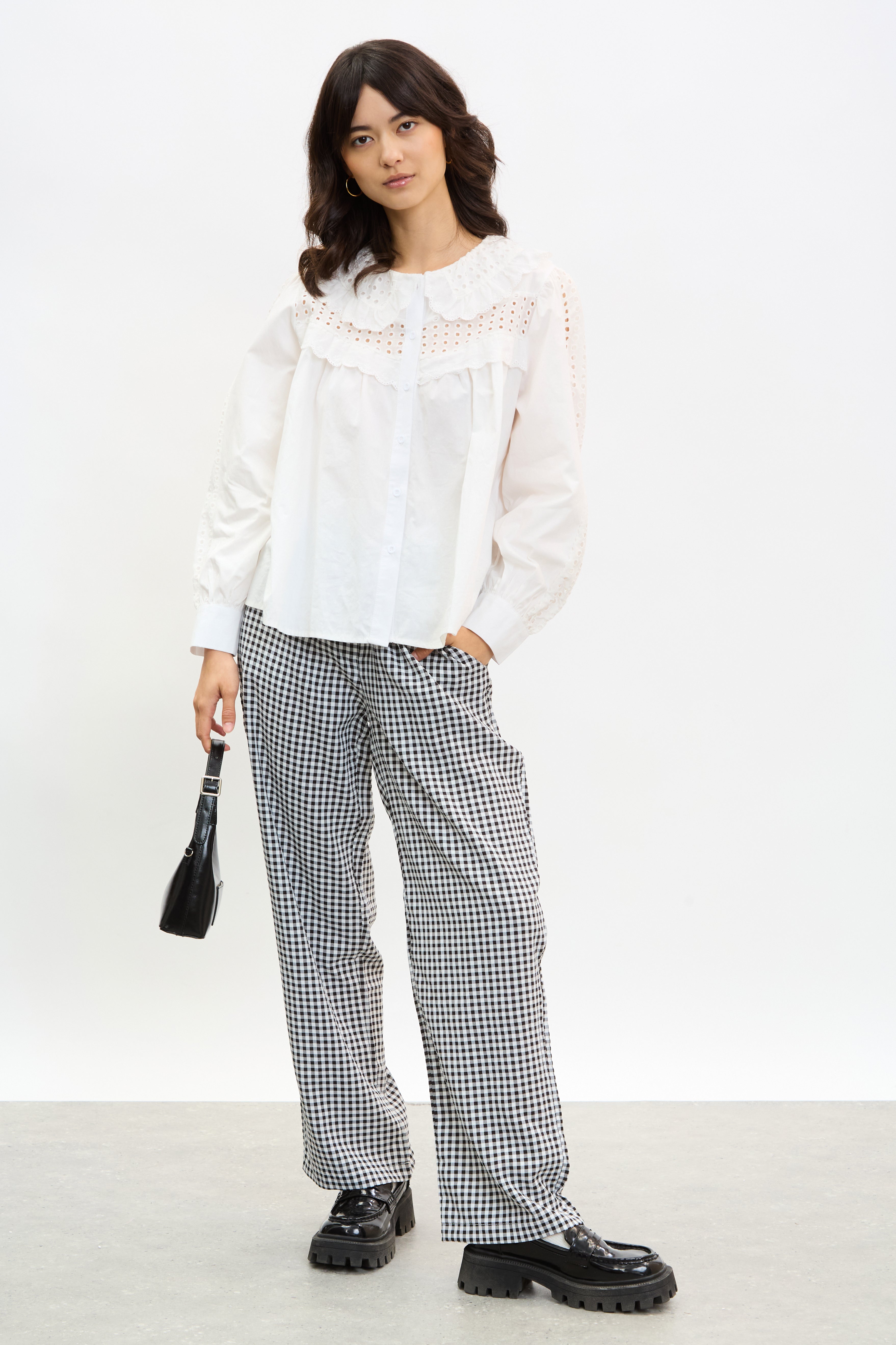 Ivory eyelet collar blouse_4