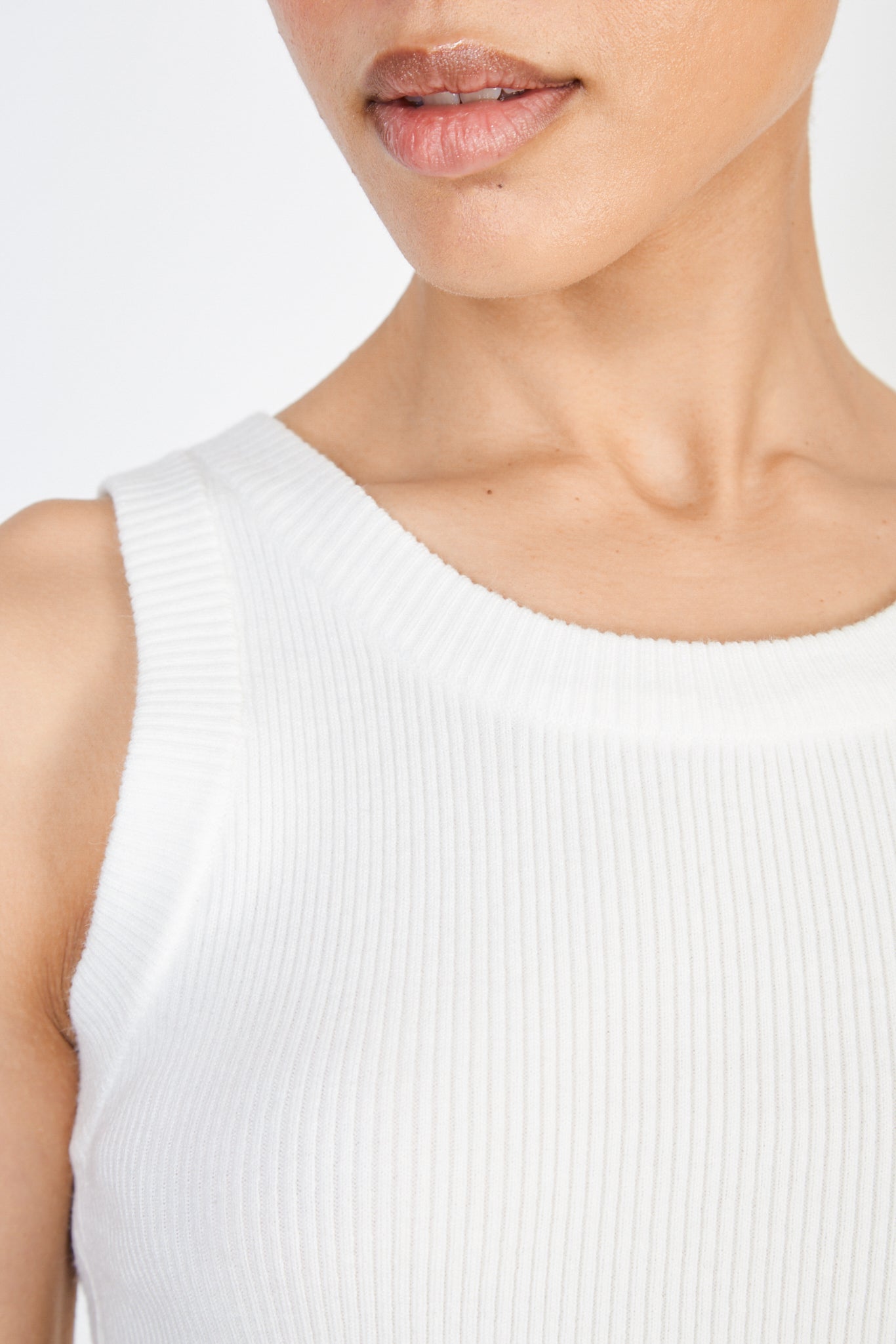 Ivory fitted knit tank_3