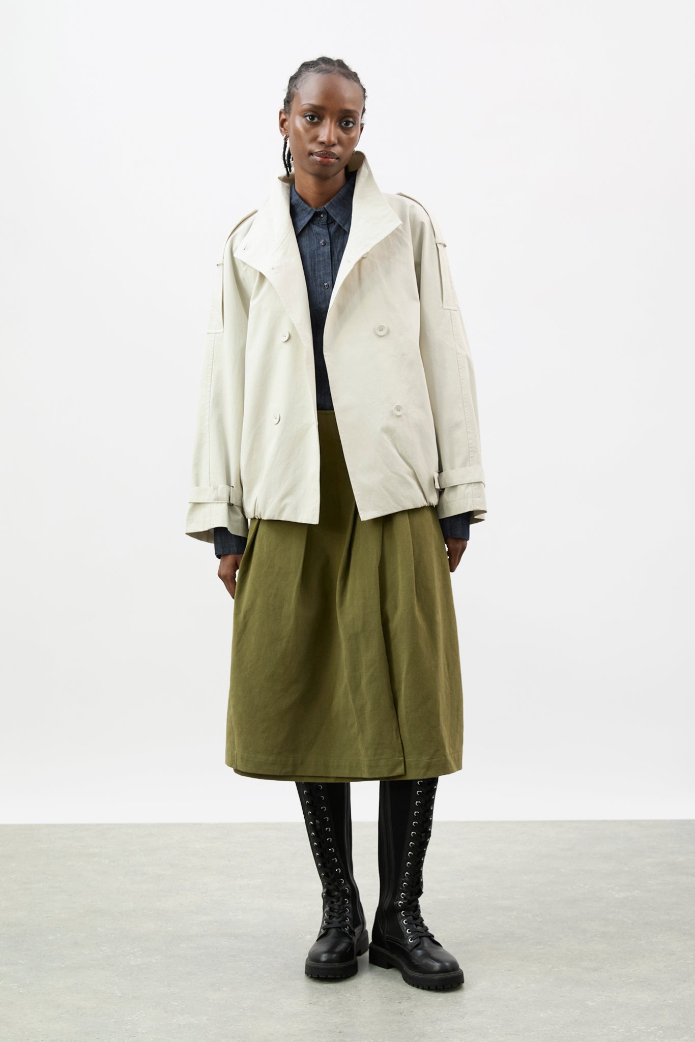 Ivory funnel neck cropped trench coat_5