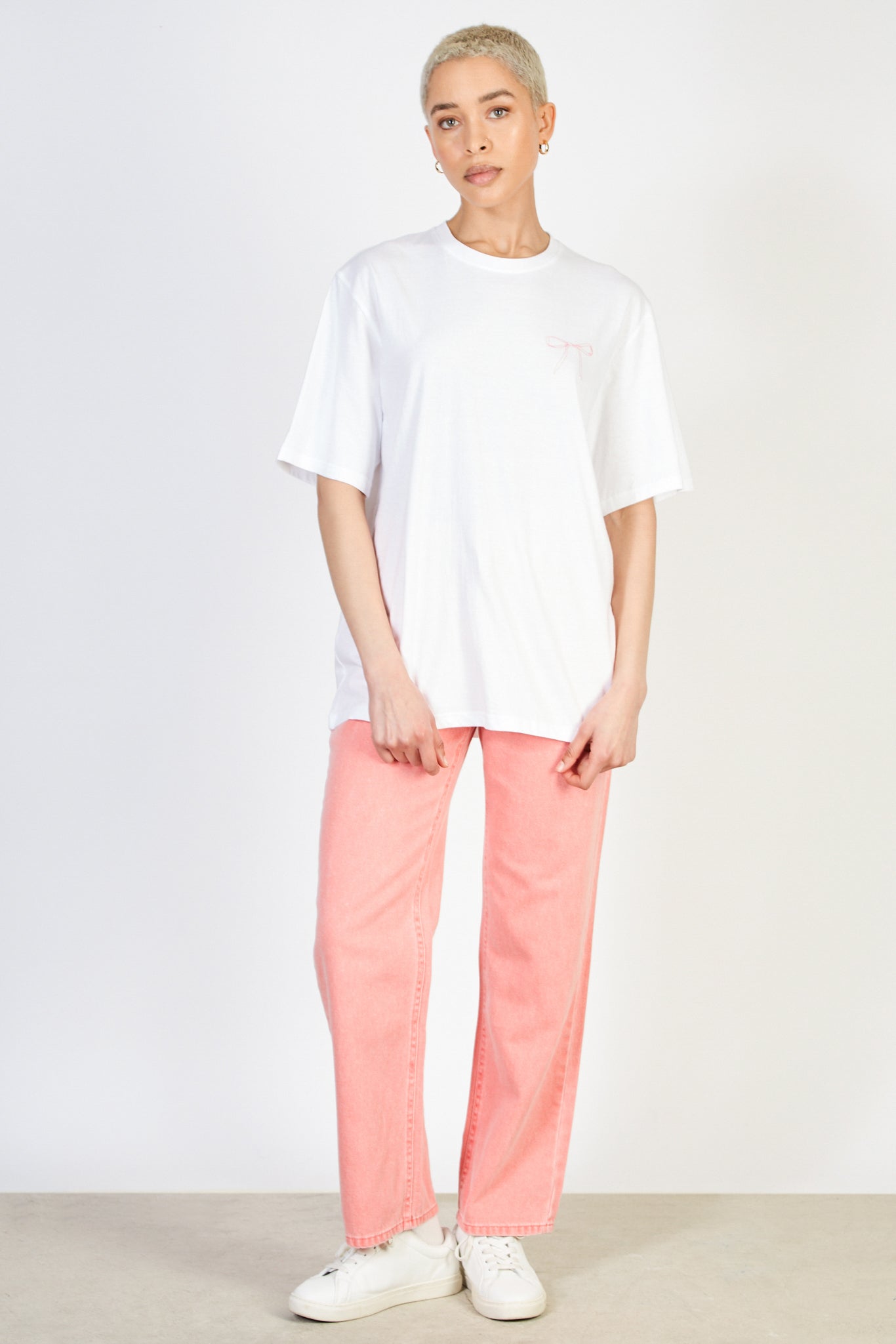 Ivory giant pink bow print t-shirt_4