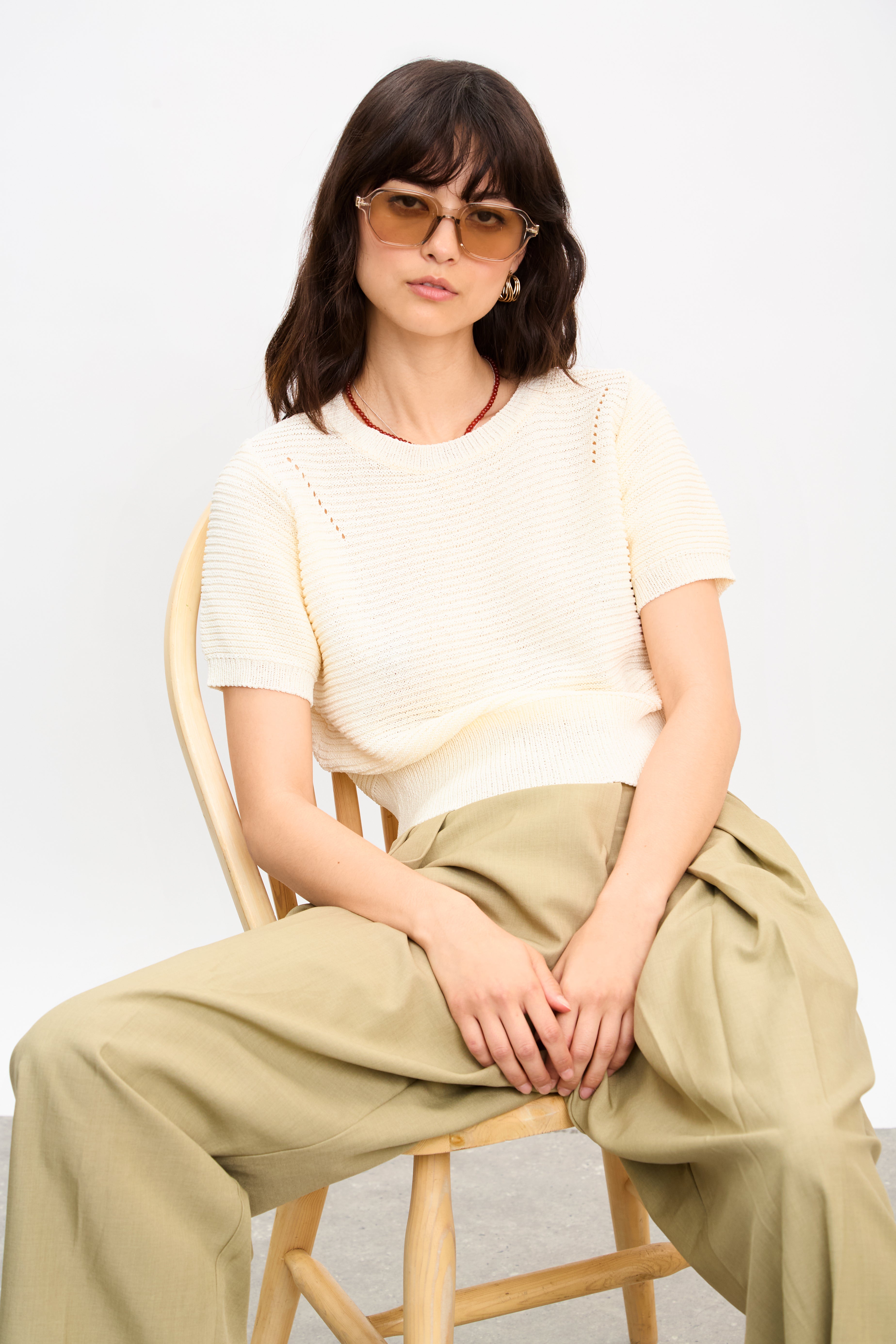 Ivory horizontal ribbed knit tee_5