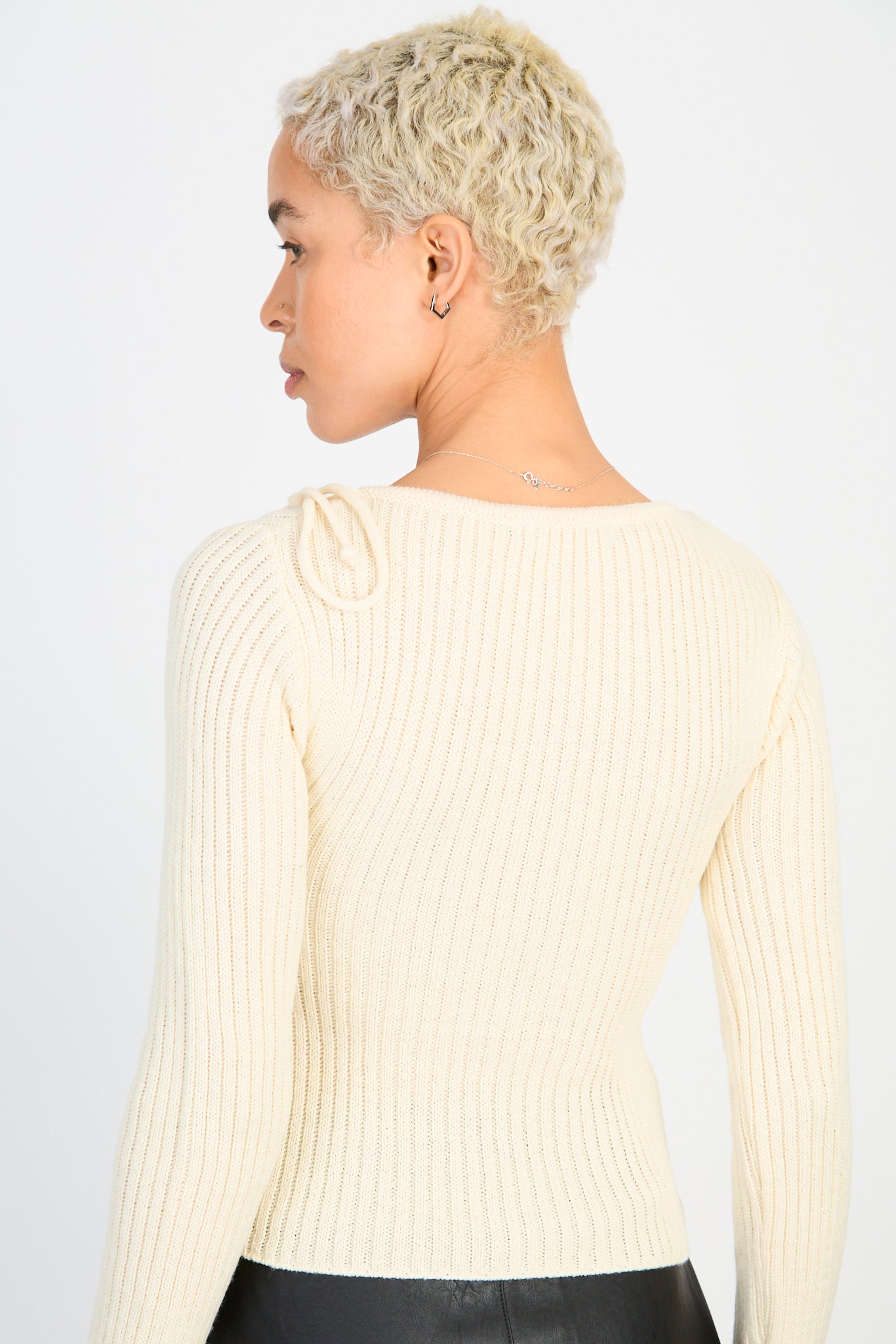 Ivory ribbed layered shoulder tie knit top_2