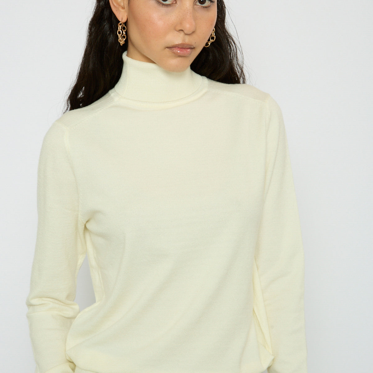 SEMI SHEER ULTRA SOFT TURTLENECK WHITE main image 0