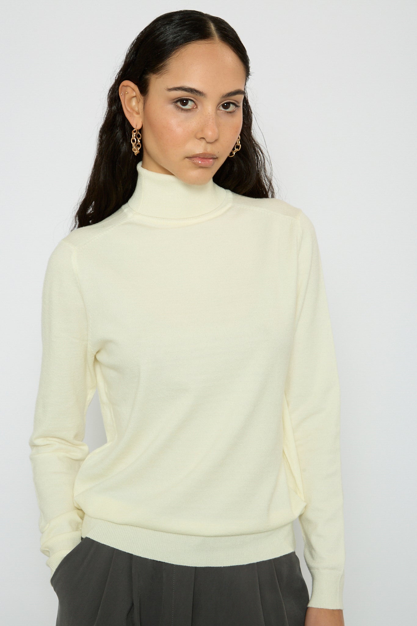 Ivory semi sheer thin knit turtleneck_1