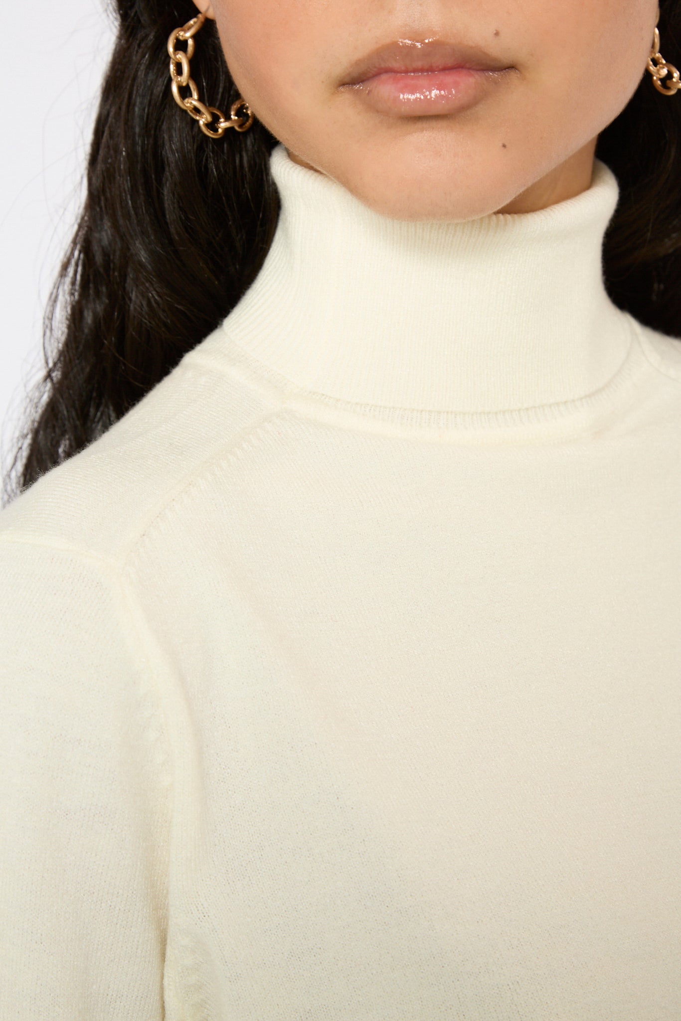 Ivory semi sheer thin knit turtleneck_3