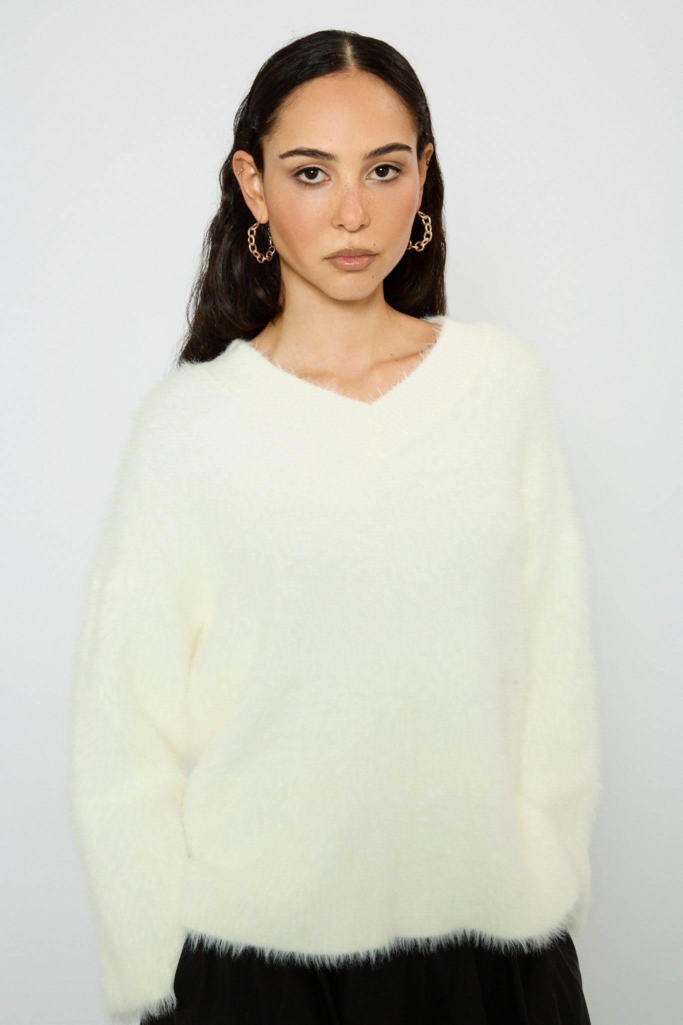 Ivory wool blend fuzzy V neck jumper_1
