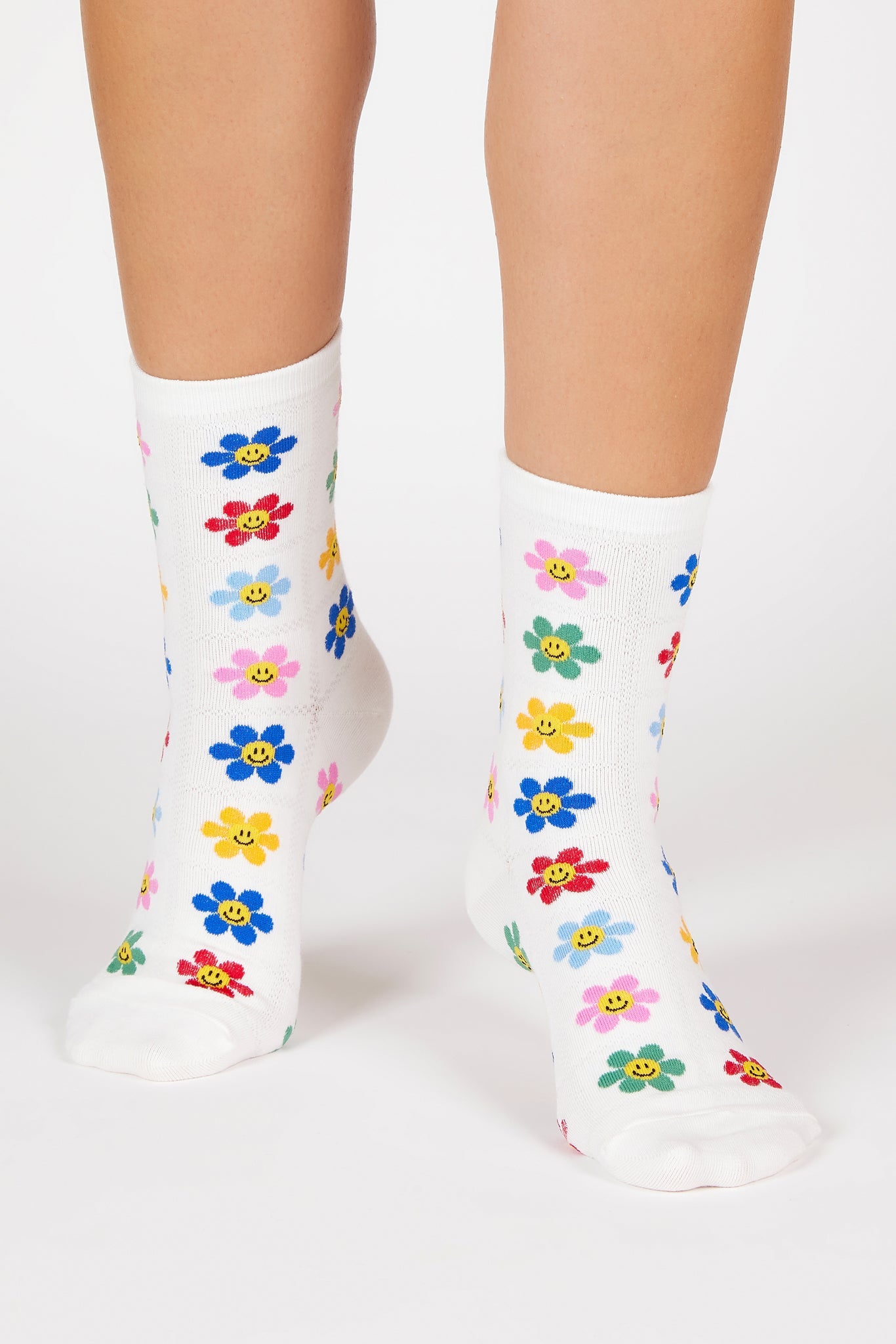 Ivory bright floral daisy smiley face socks_4