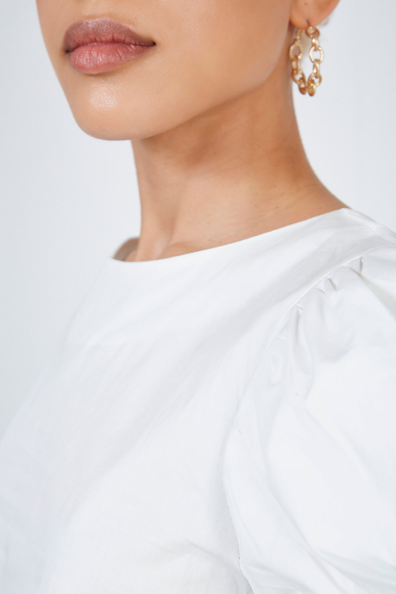 Ivory puff sleeve tie side top_4