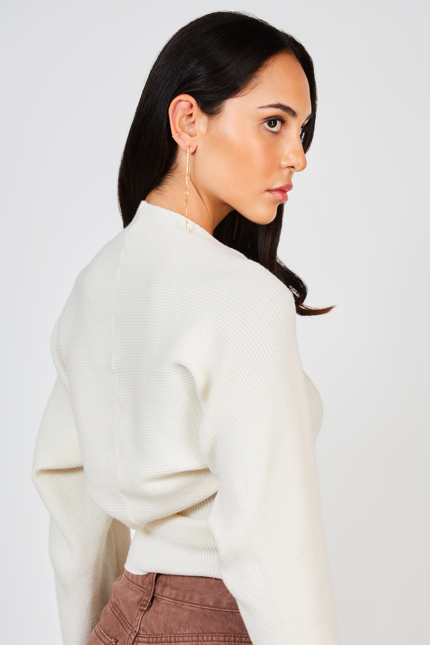 Ivory ribbed knit double button draped jumper_2