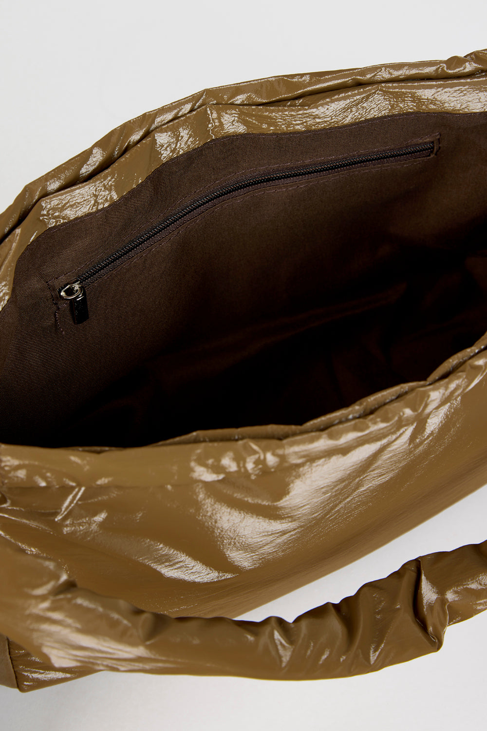 Khaki shiny puffer shoulder bag_4
