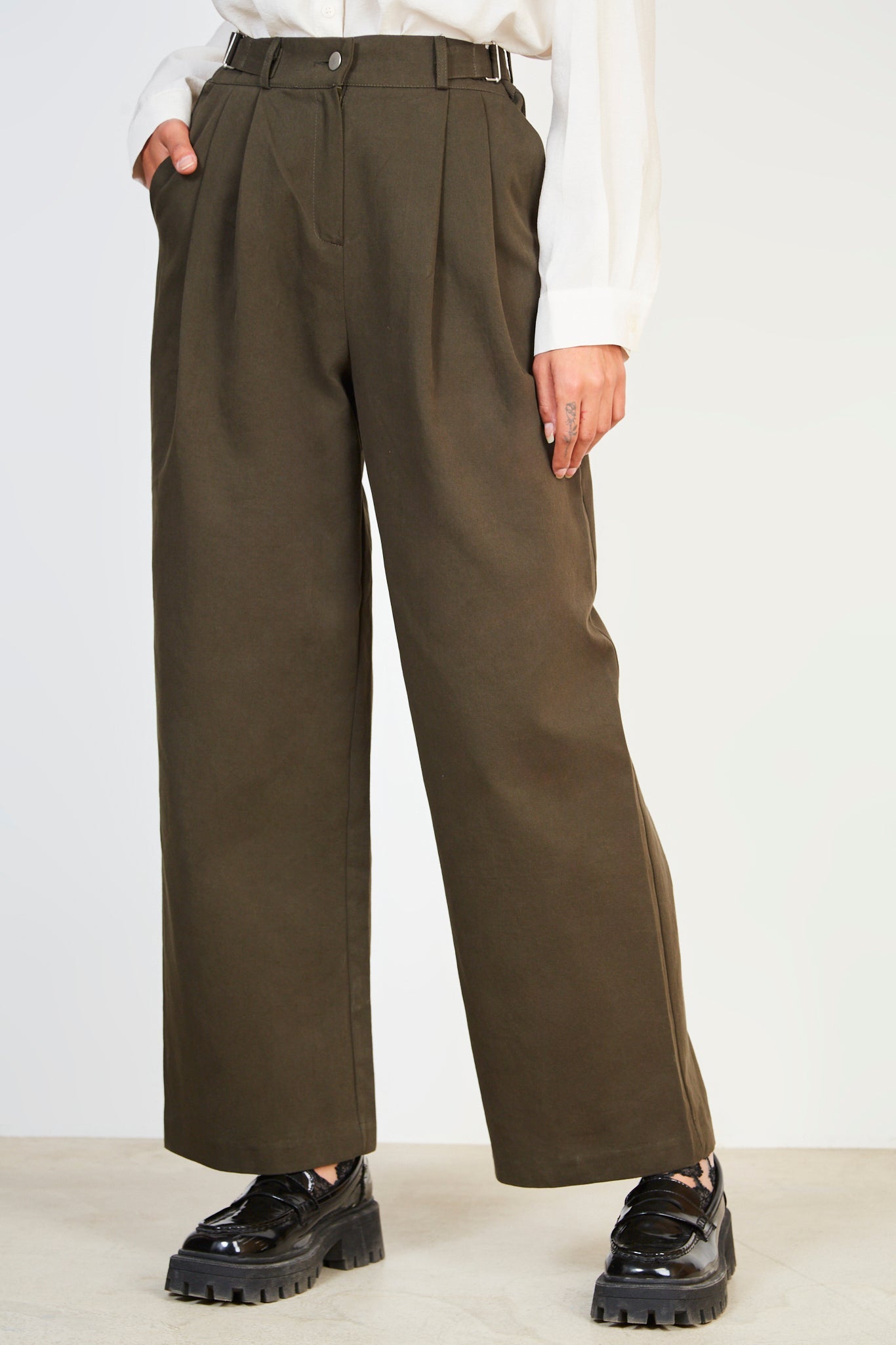 Khaki cinch waist trousers_1
