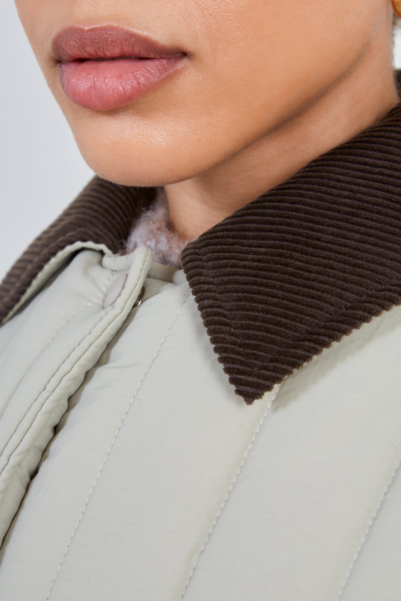 Khaki circle quilted coat_5