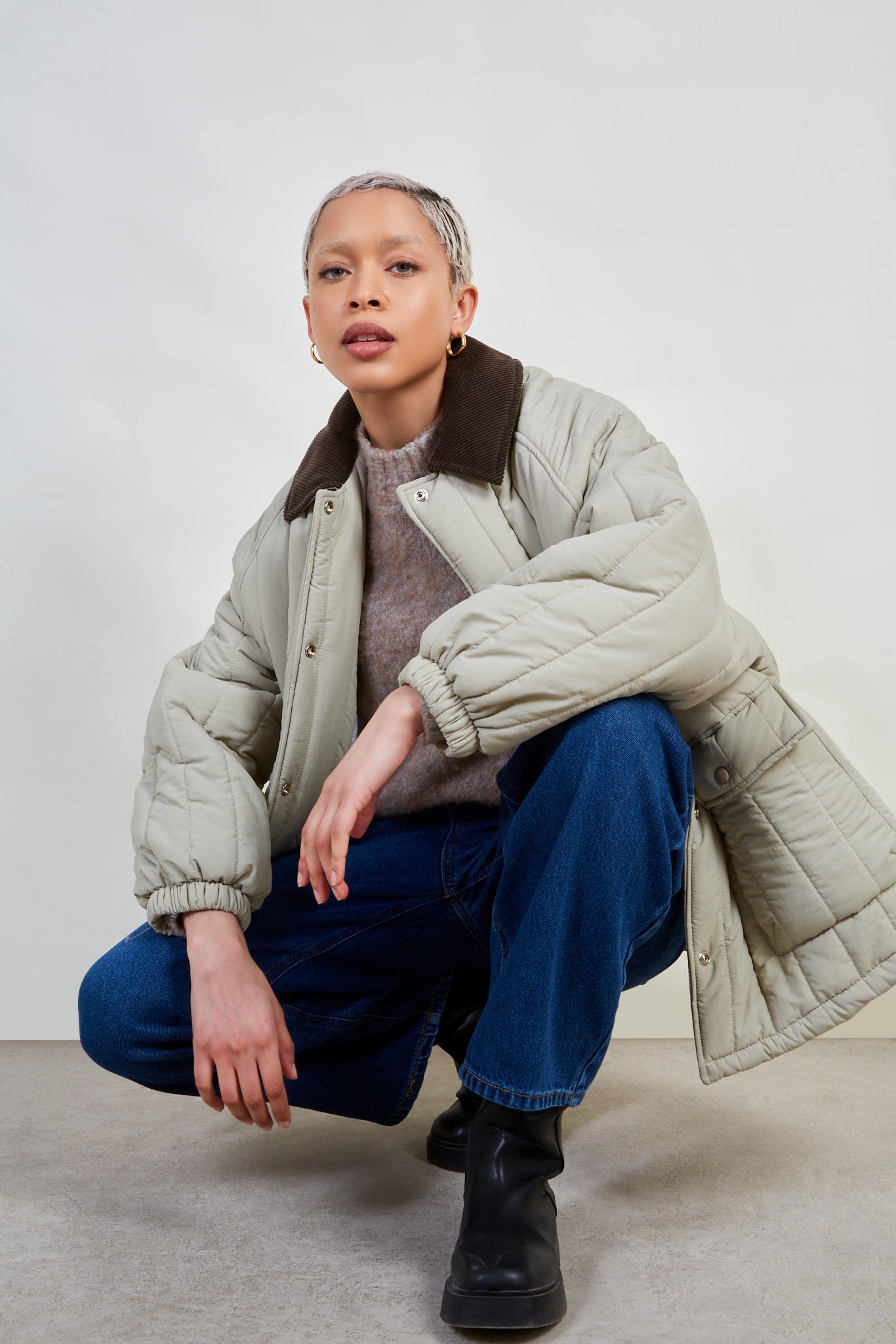 Khaki circle quilted coat_6