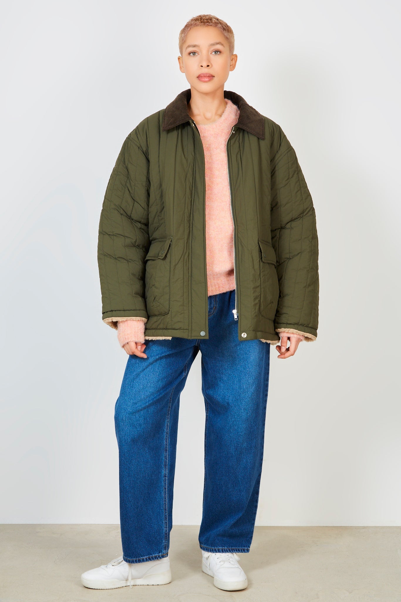 Khaki lined quilted corduroy collar coat_3