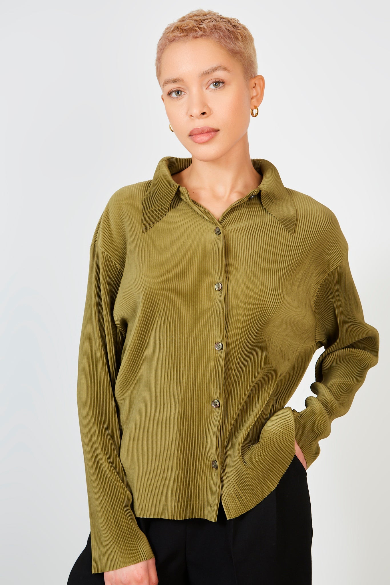 Khaki micro pleated long sleeved shirt_2