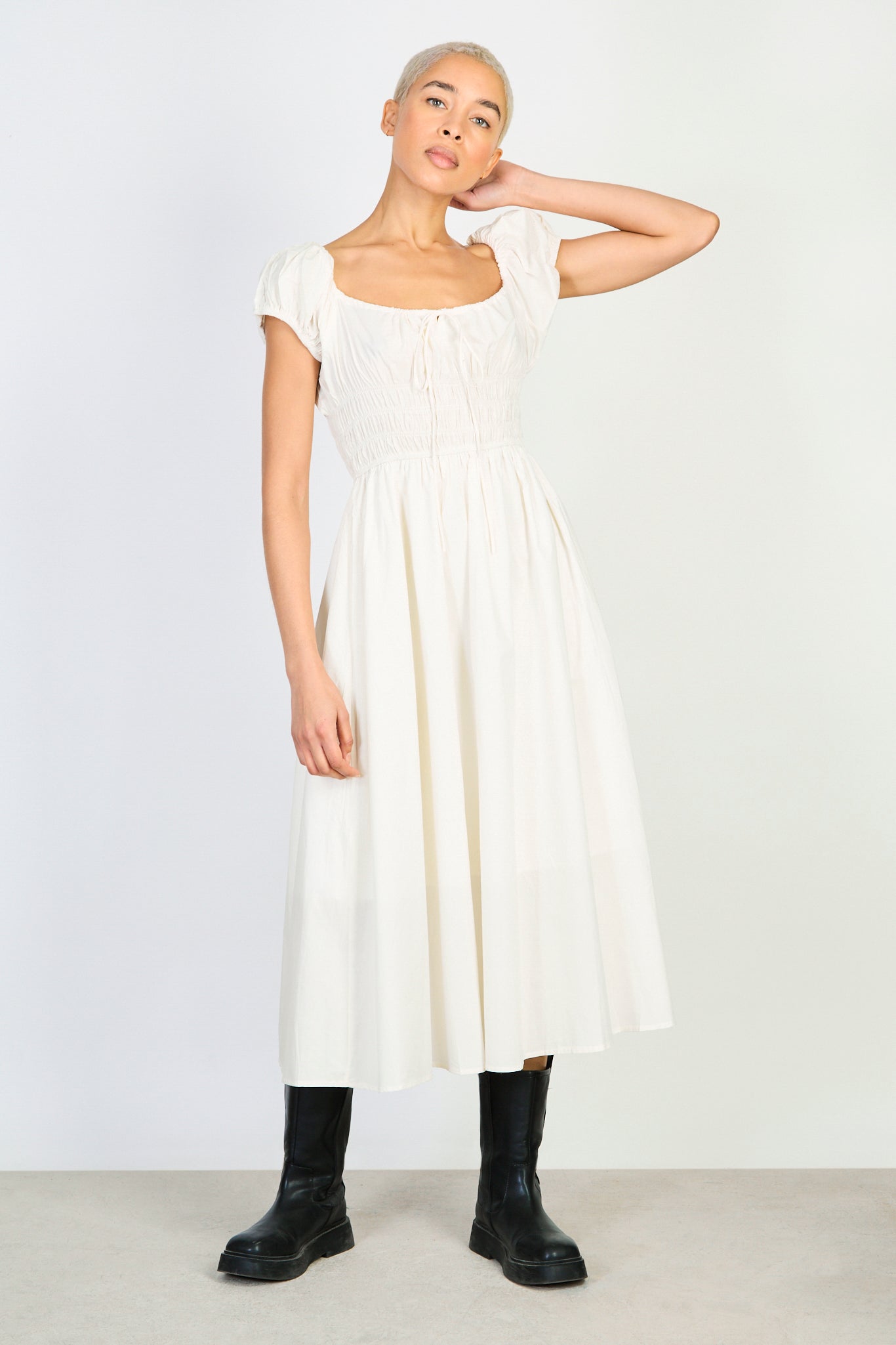 Light beige ruched sleeve cinch waist dress_1