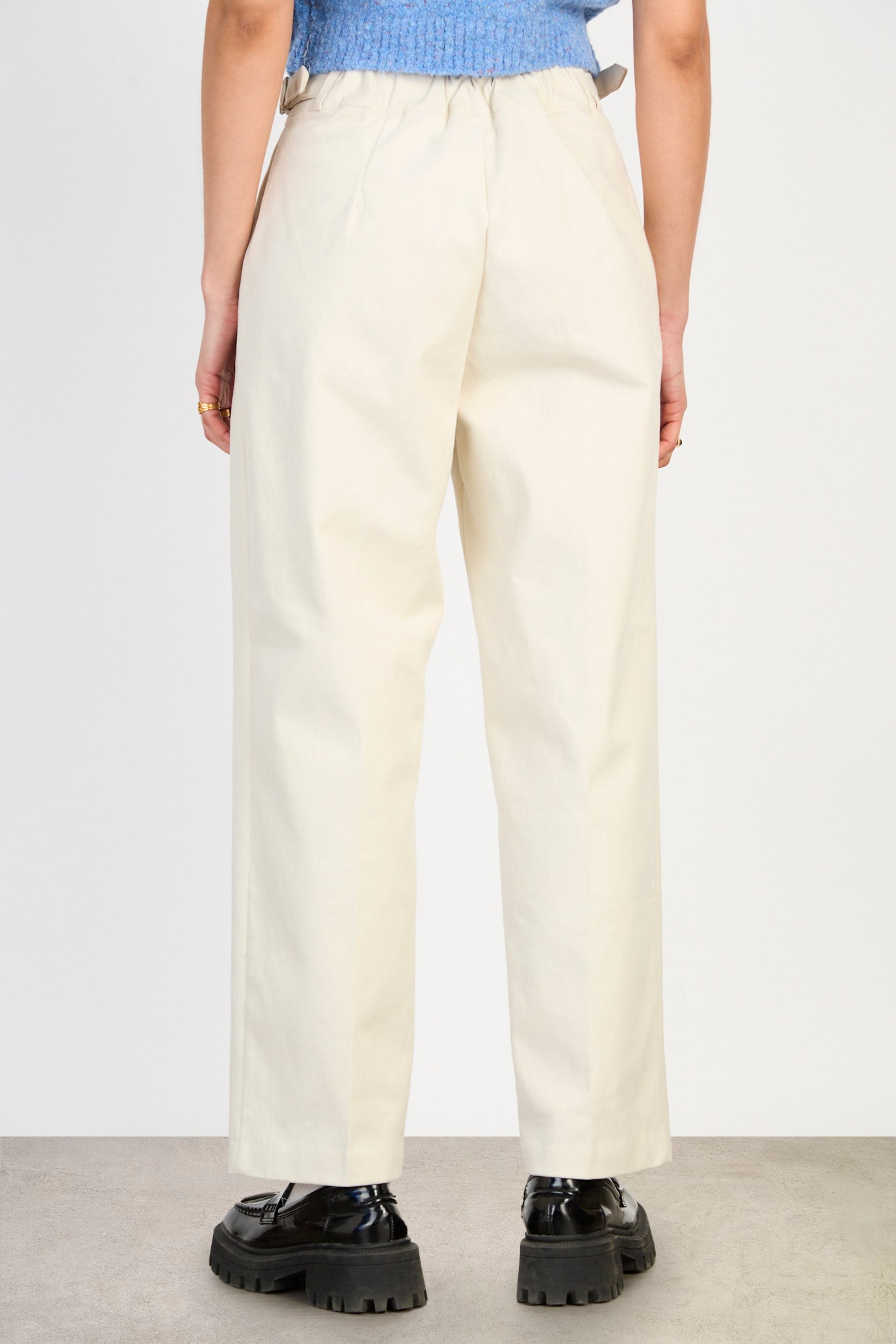 Light beige thick double side belted trousers_2