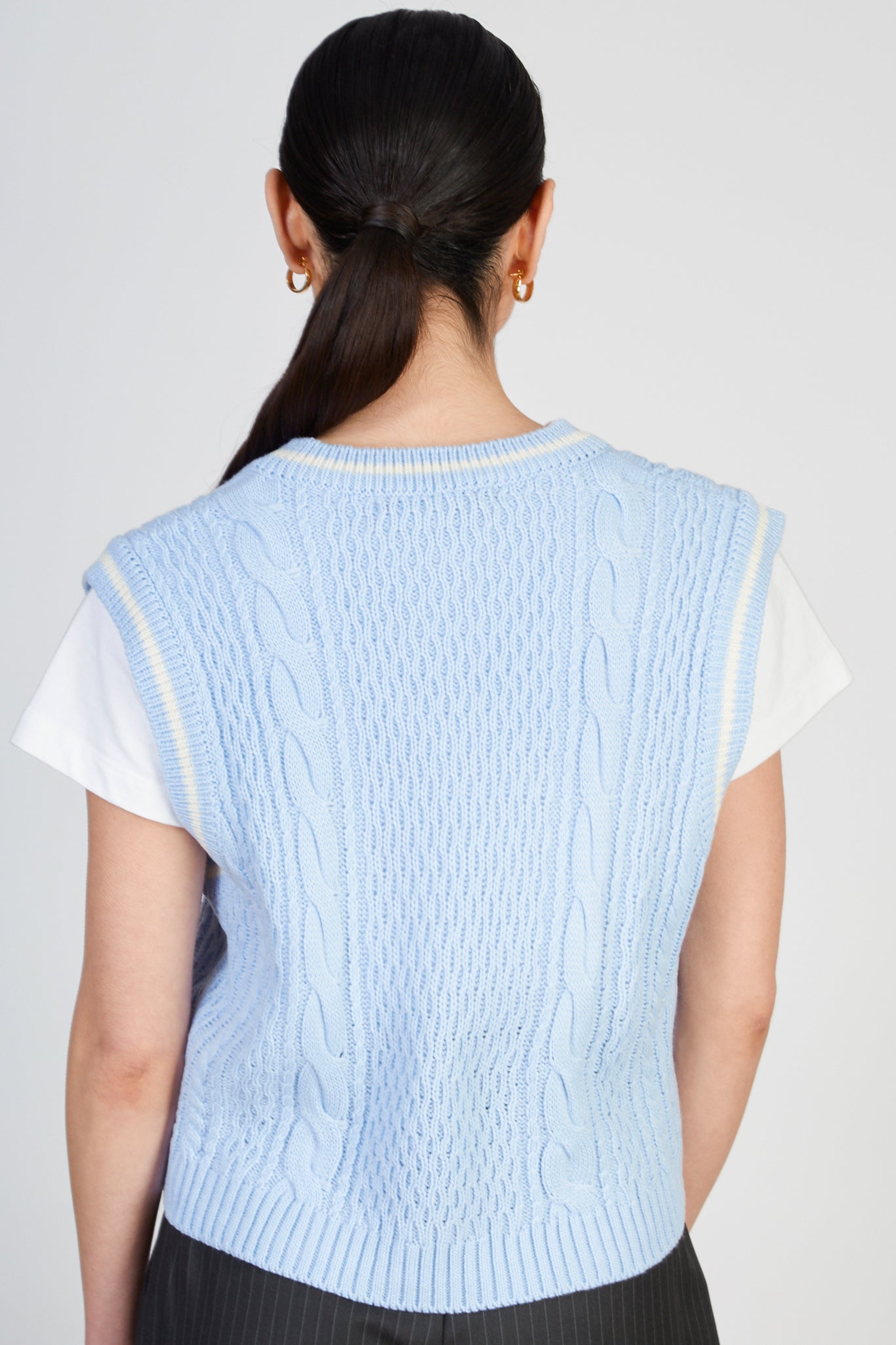 Light blue and ivory varsity trim sweater vest_2