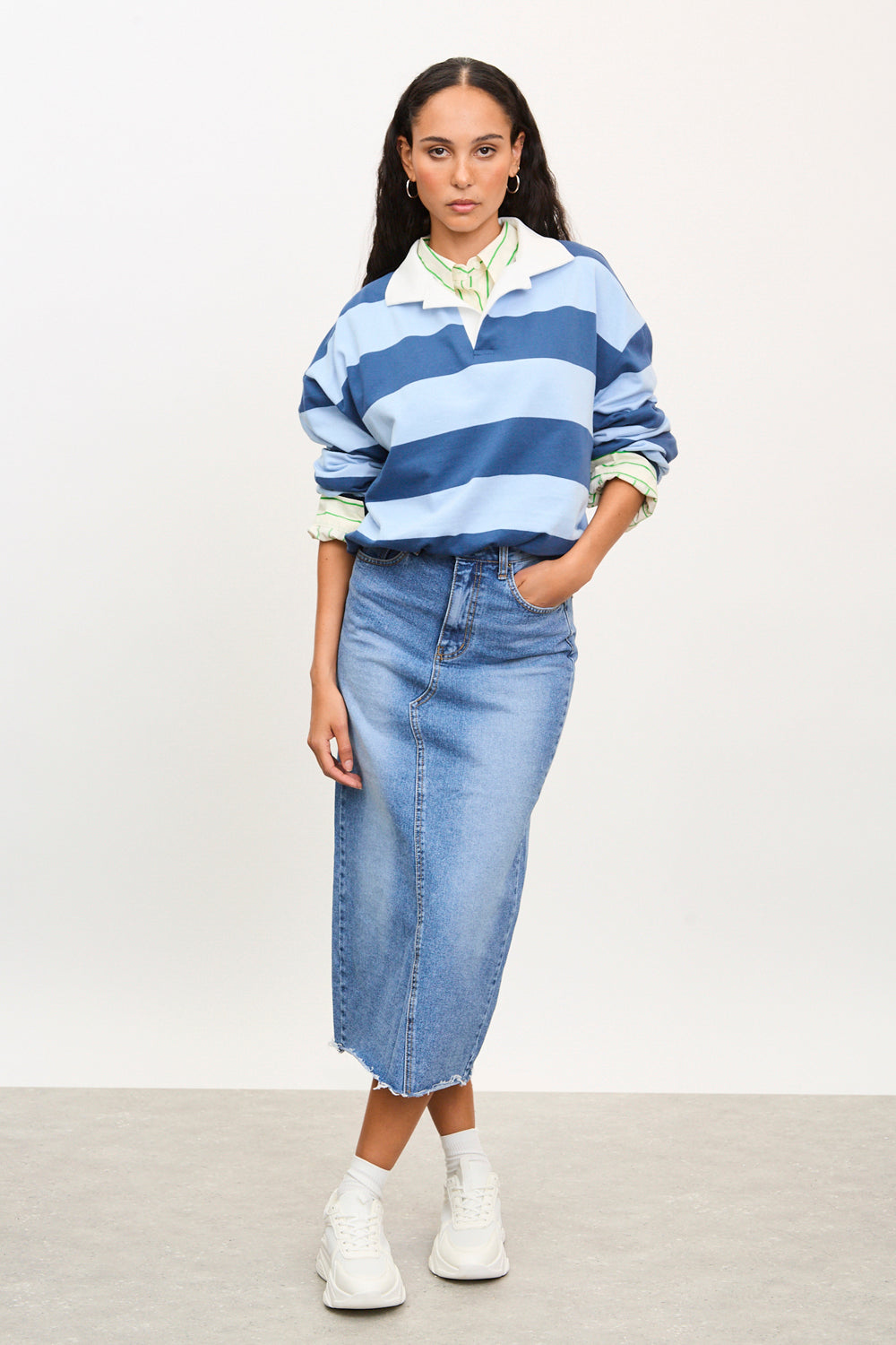 Light blue back slit denim skirt_4