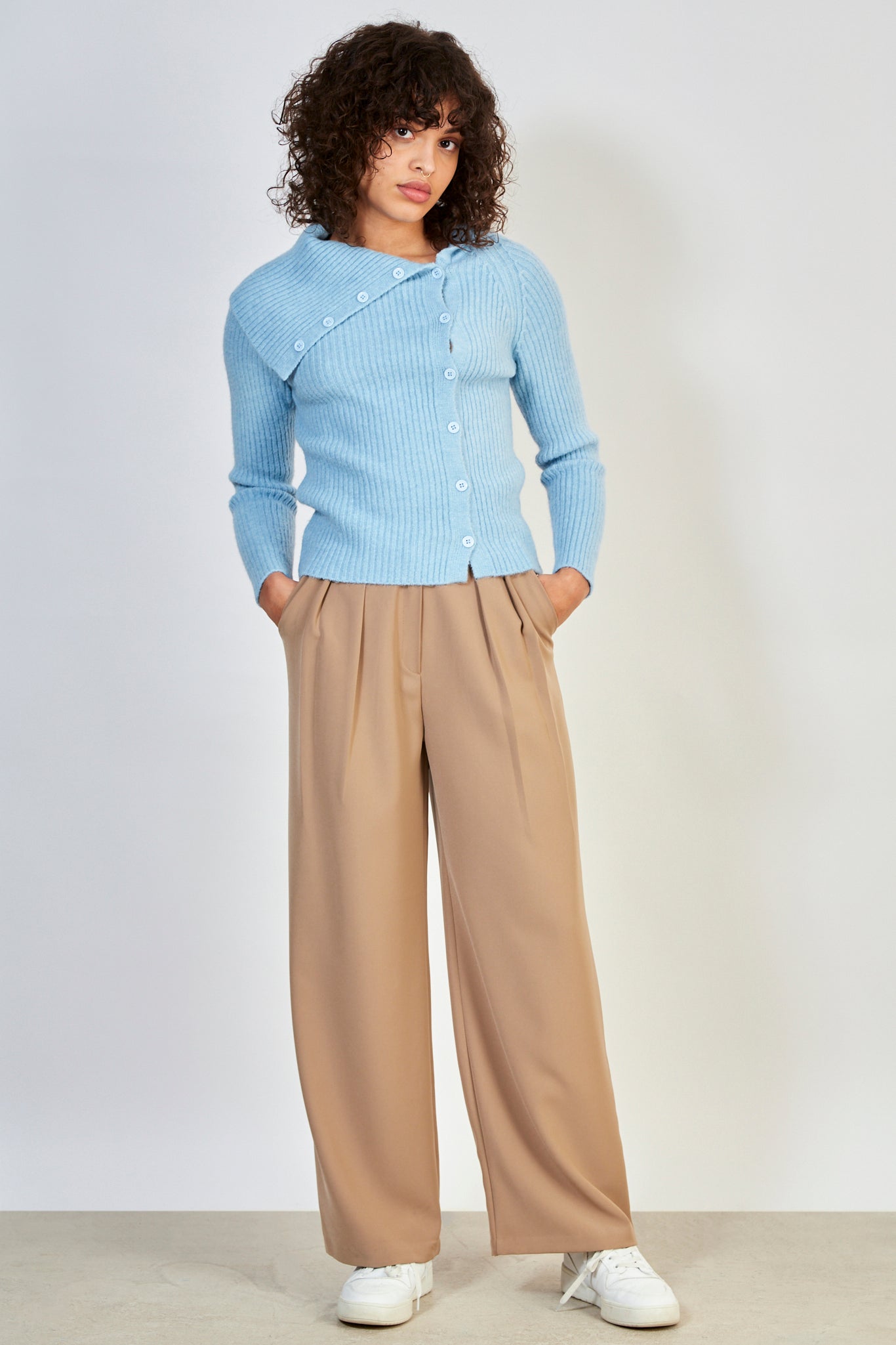 Light blue ribbed diagonal button jumper_5