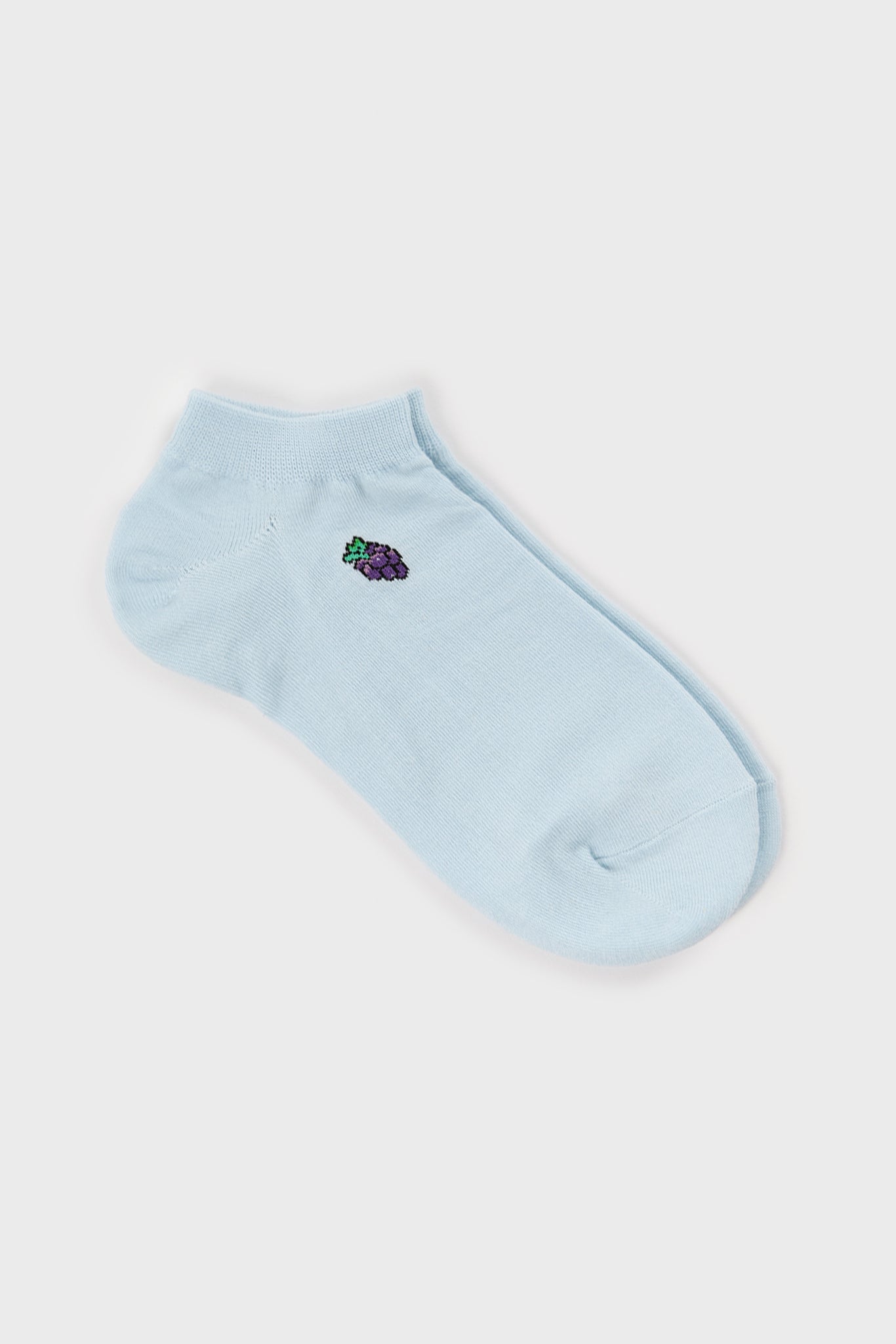 Light blue tiny grapes ankle socks_3