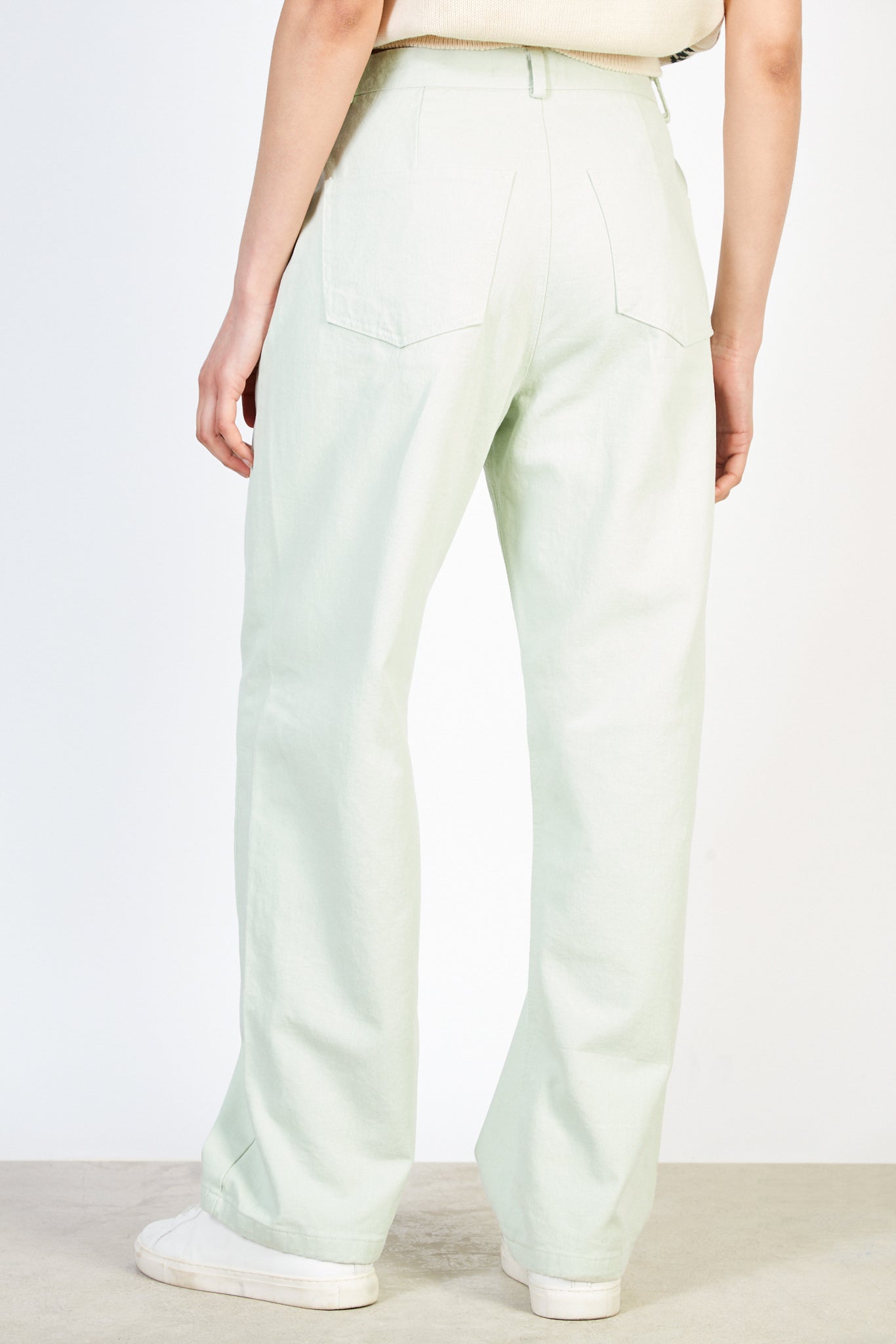 Light green adjustable waist double button jeans_2