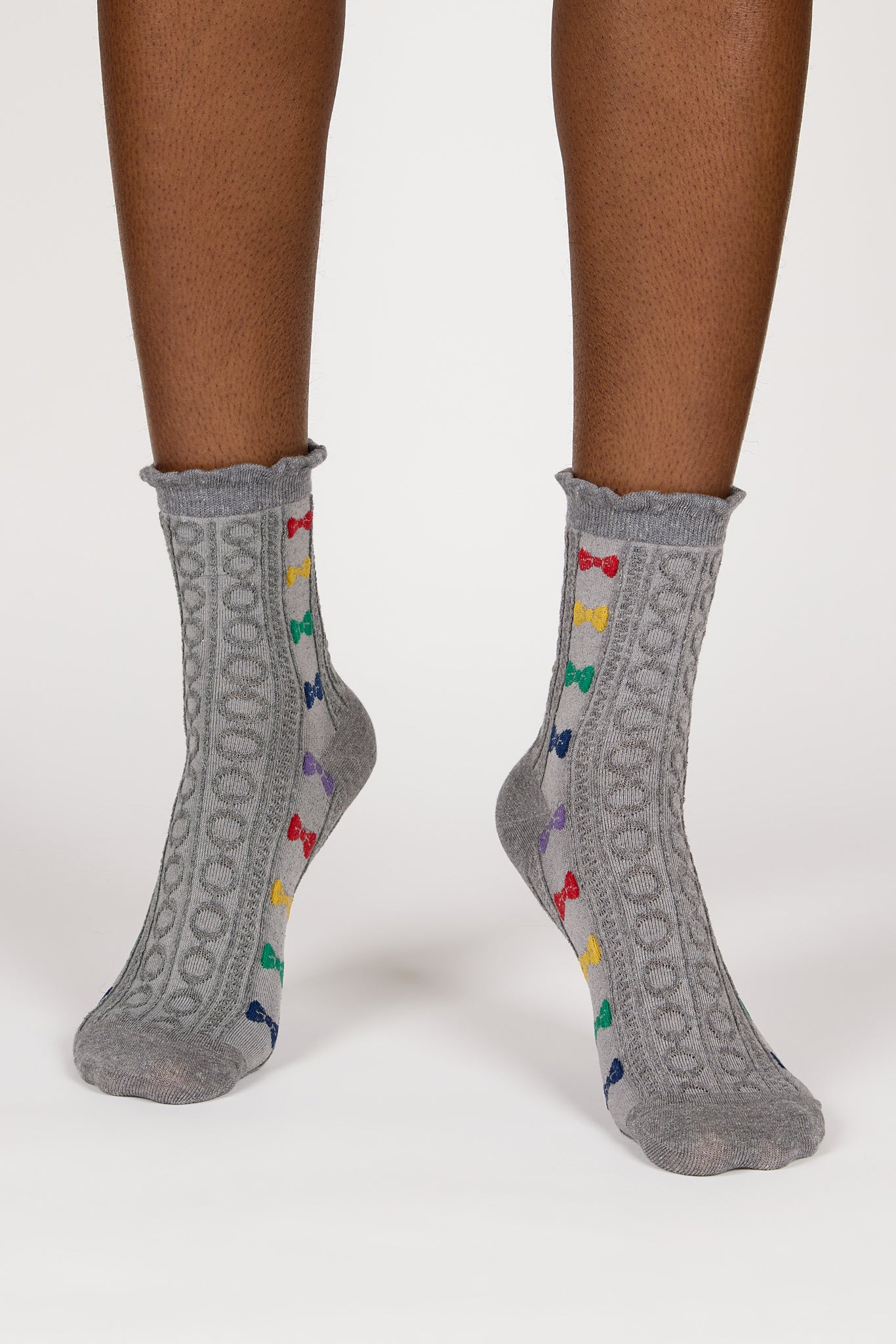 Light grey rainbow bowtie socks_2
