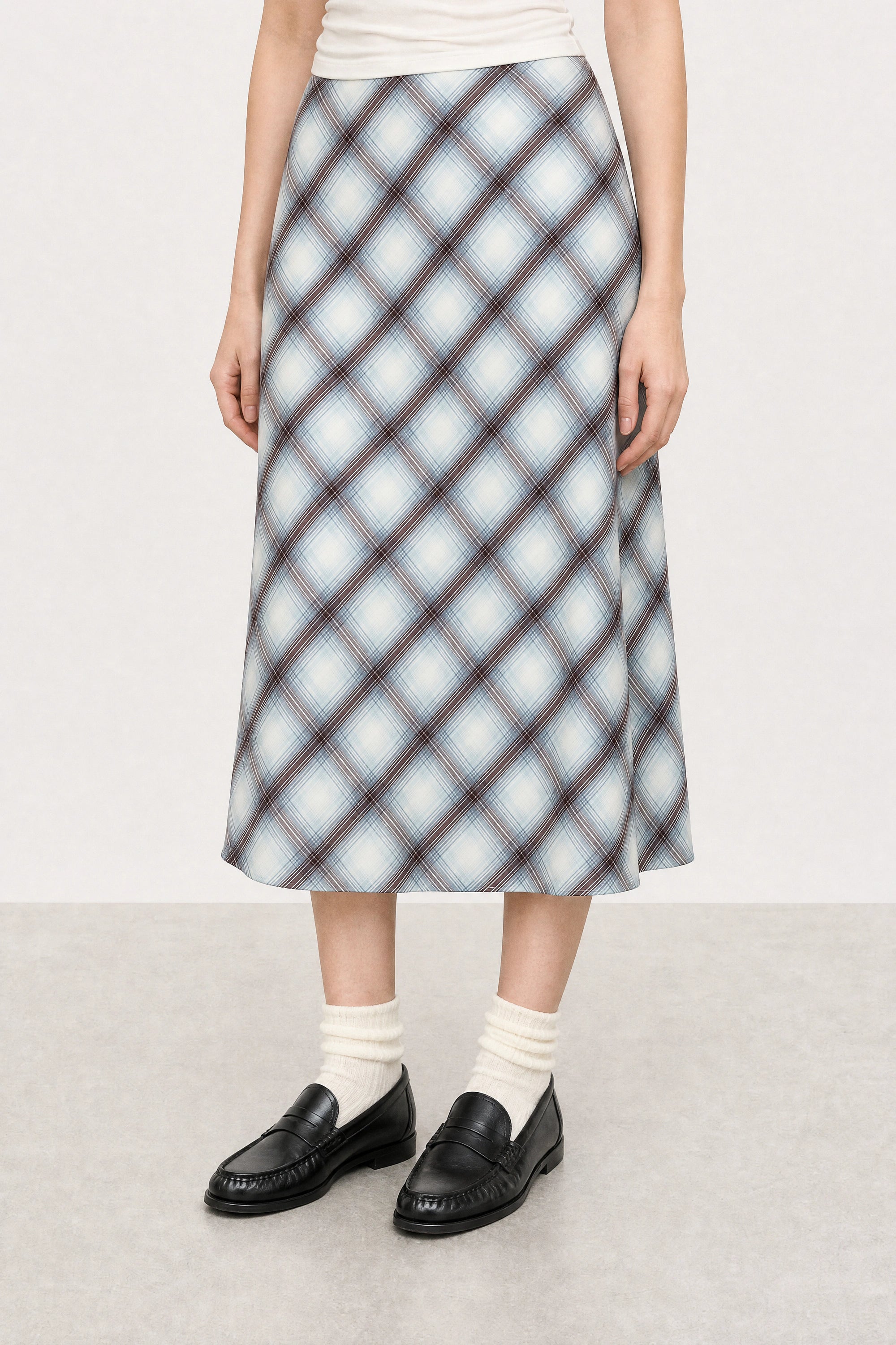 Light blue and brown plaid satin touch skirt_2