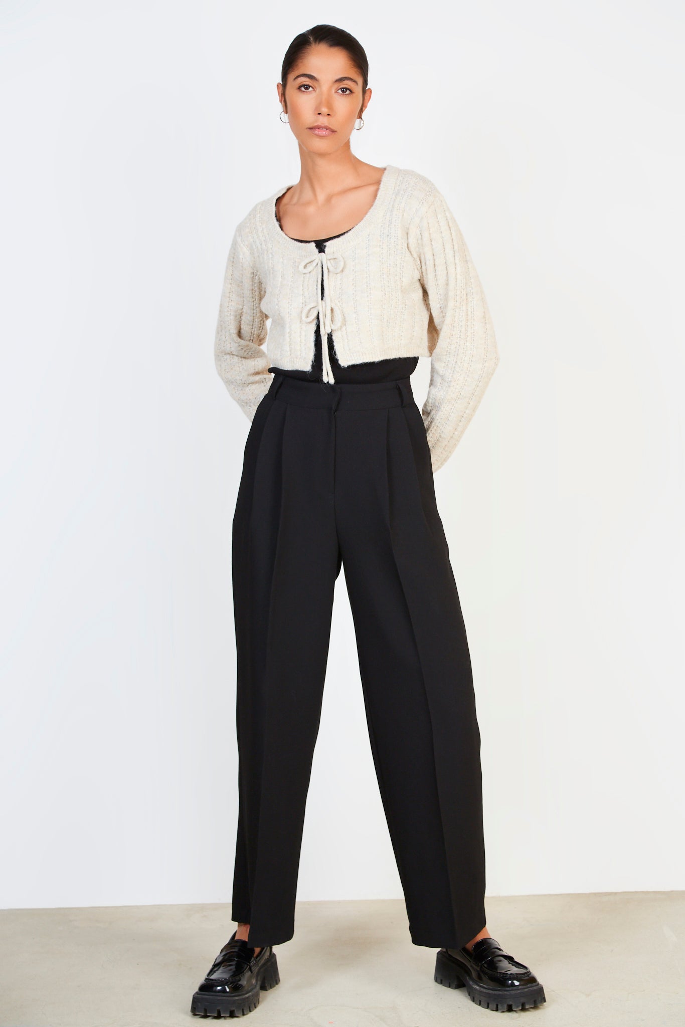 Light beige double tie cardigan_3