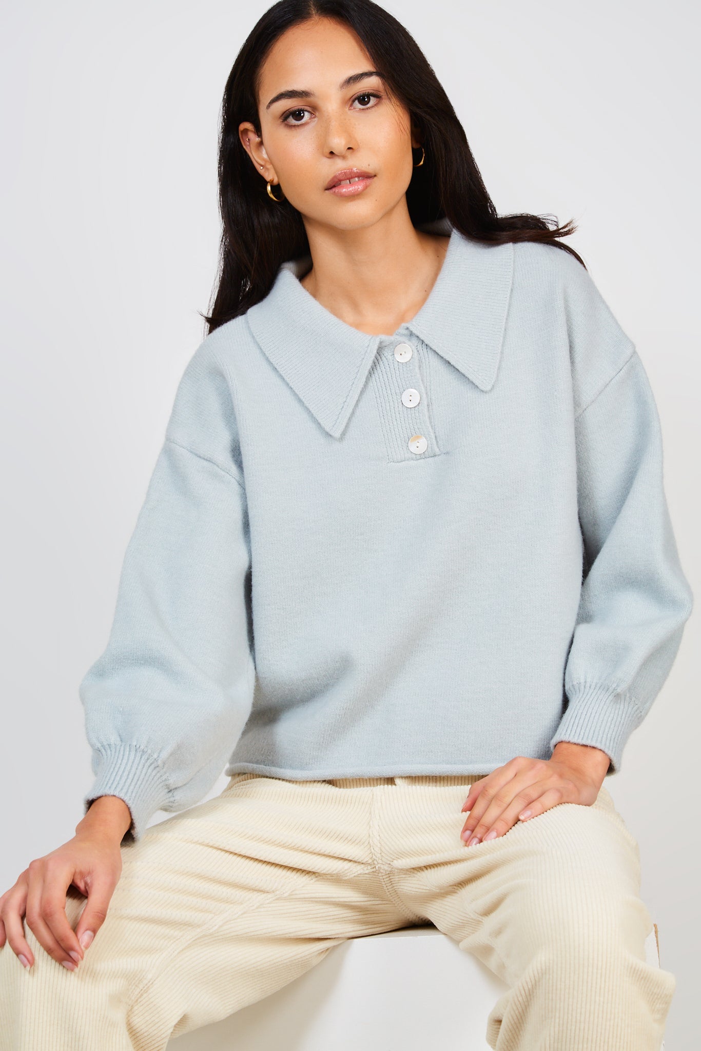 Light blue giant collar button neck jumper_1