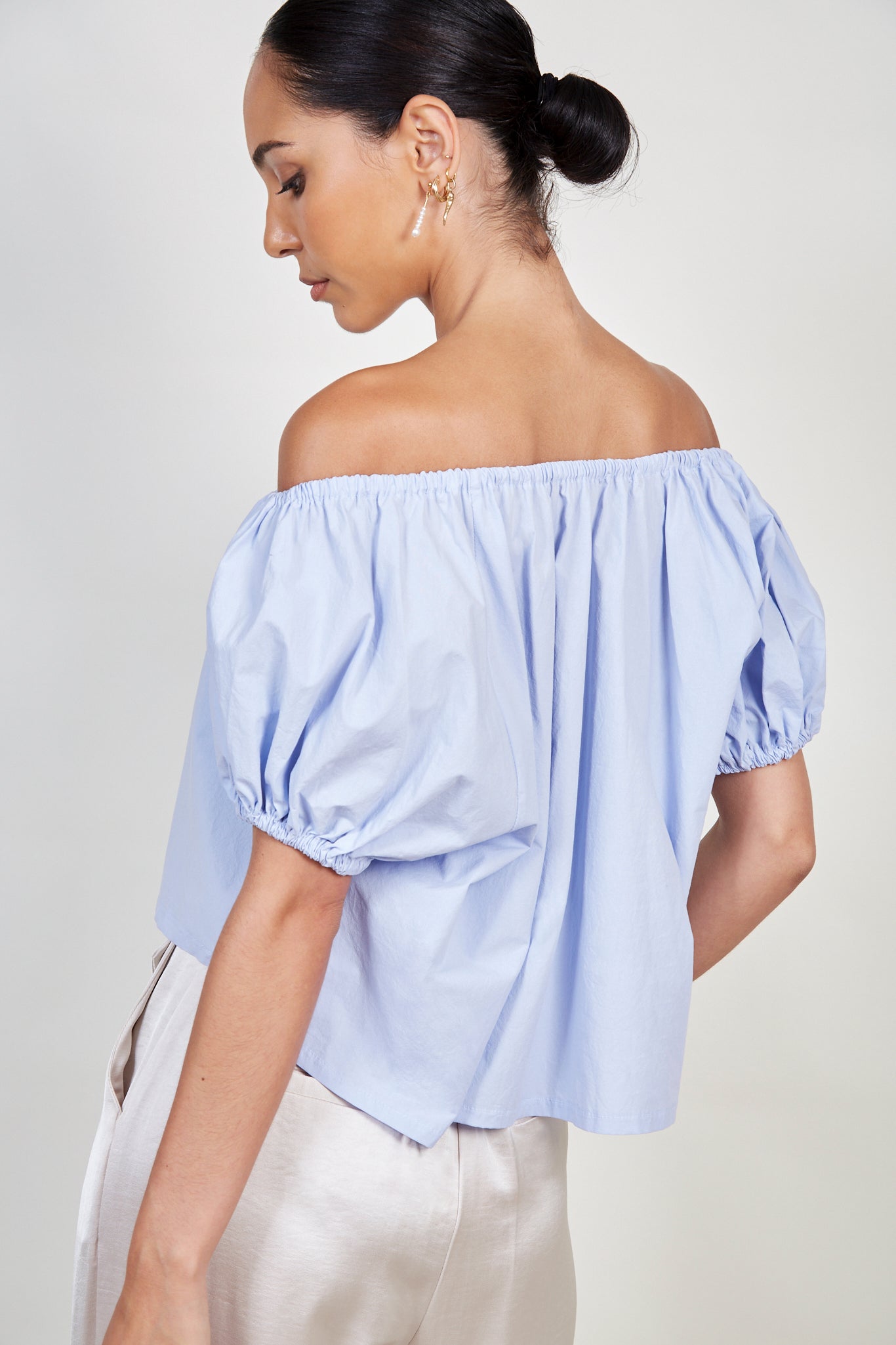 Light blue ruched trim off shoulder top_2