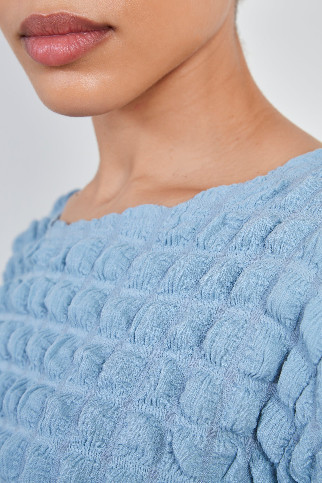 Light blue textured puff long sleeve top_3