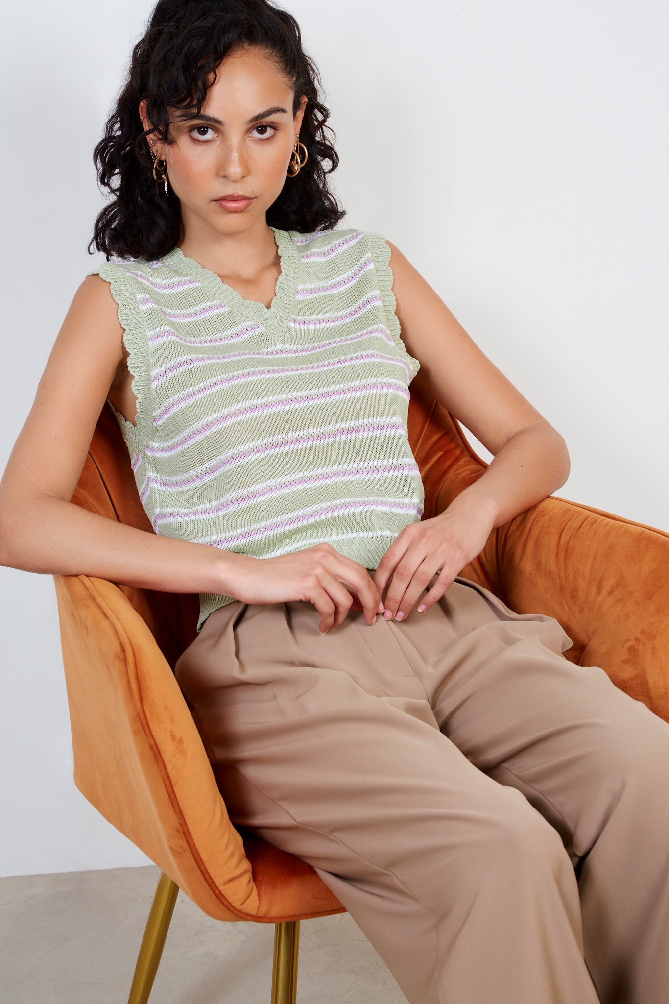 Light green and lilac stripe knit vest_5